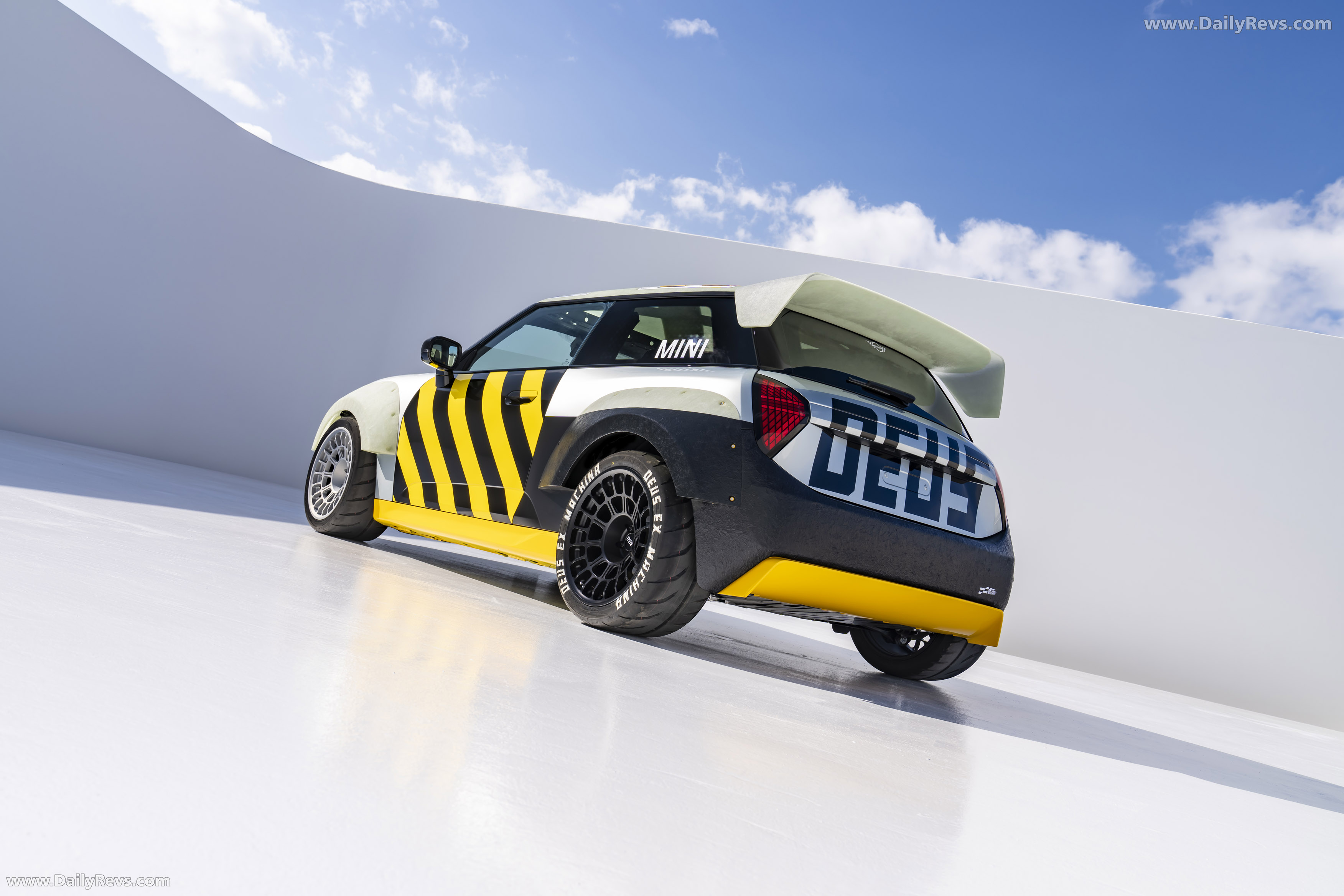 2025 MINI JCW The Skeg Concept Rear View