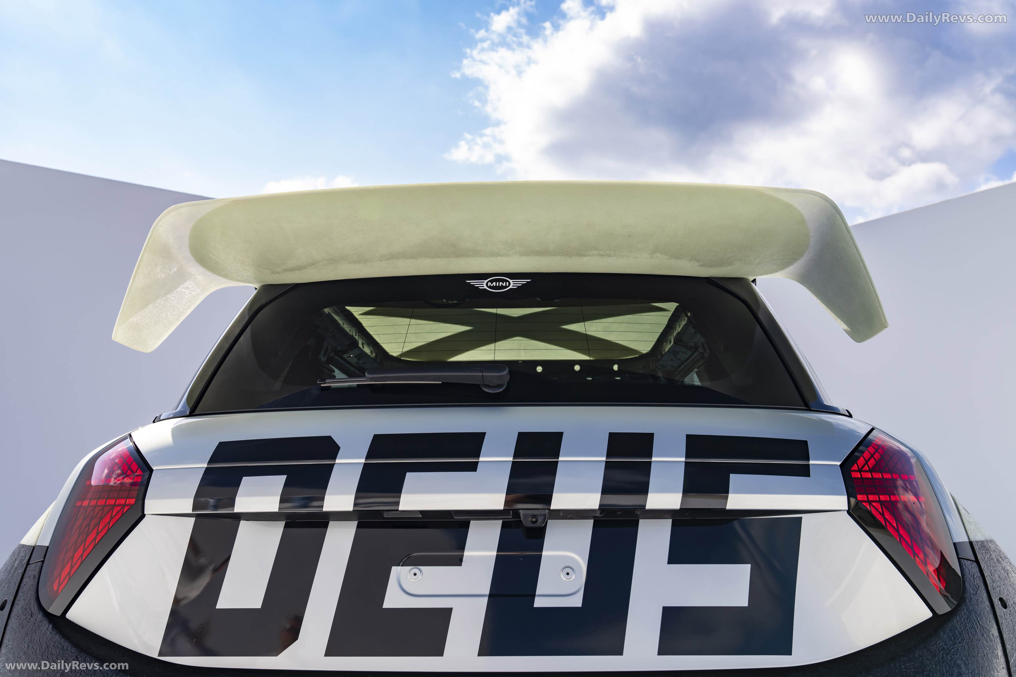 2025 MINI JCW The Skeg Concept Exterior