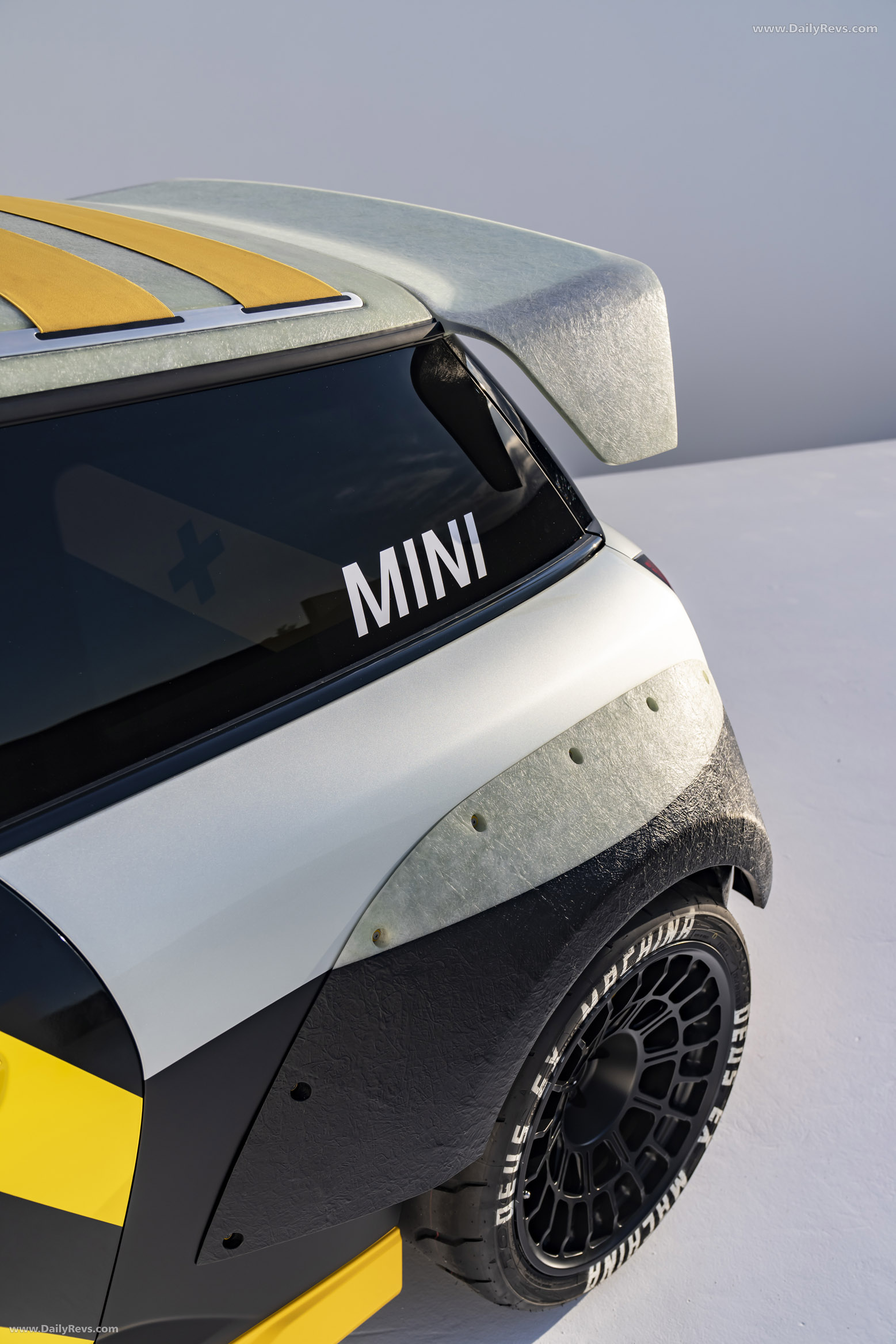 2025 MINI JCW The Skeg Concept Exterior