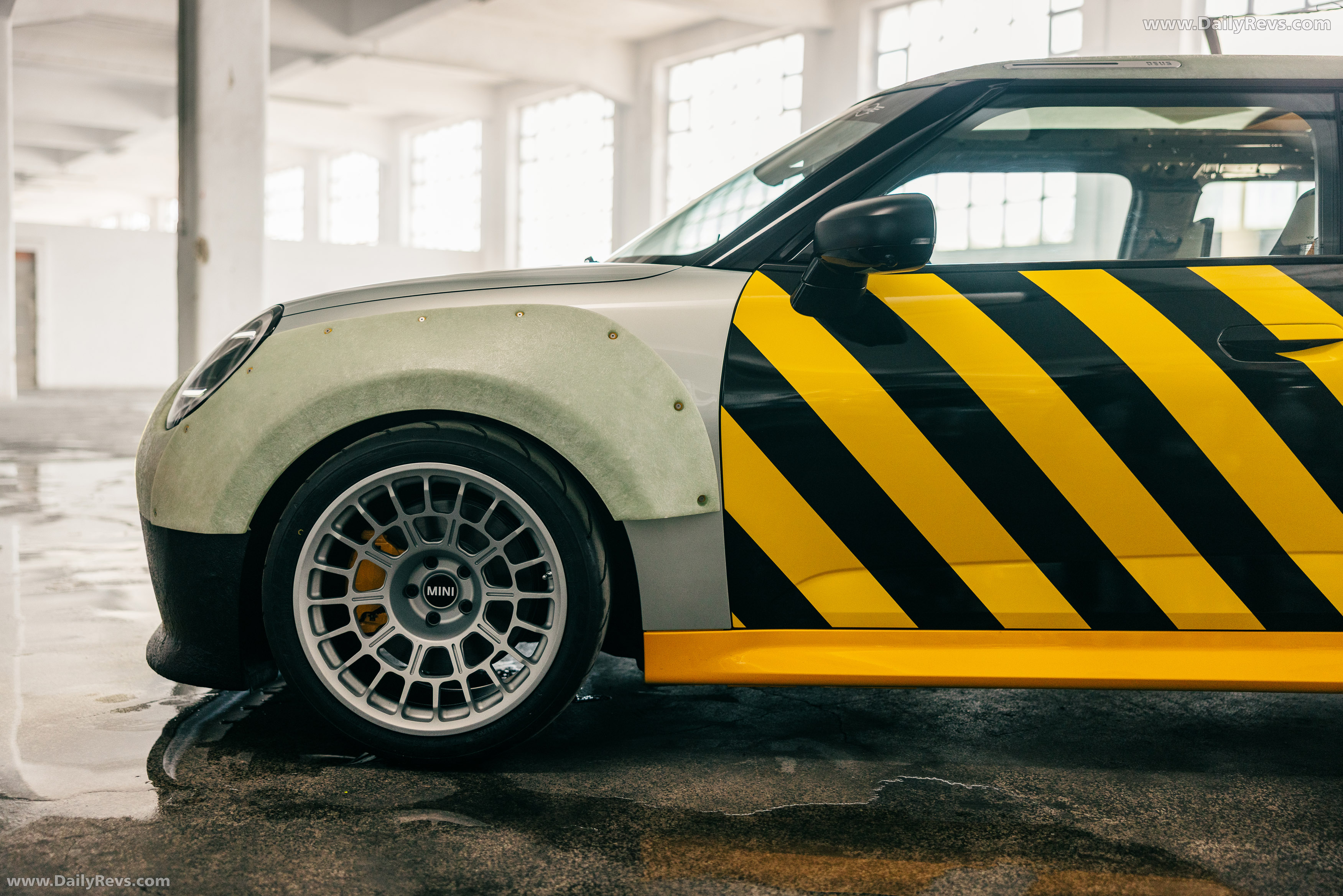 2025 MINI JCW The Skeg Concept Exterior
