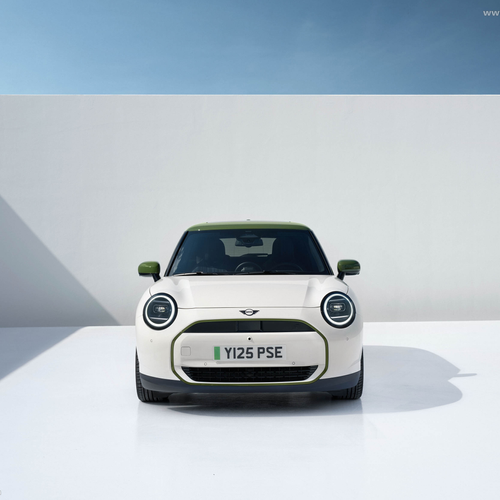 2026 MINI Paul Smith Edition Front View