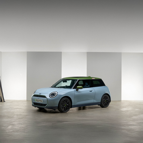 2026 MINI Paul Smith Edition Front View