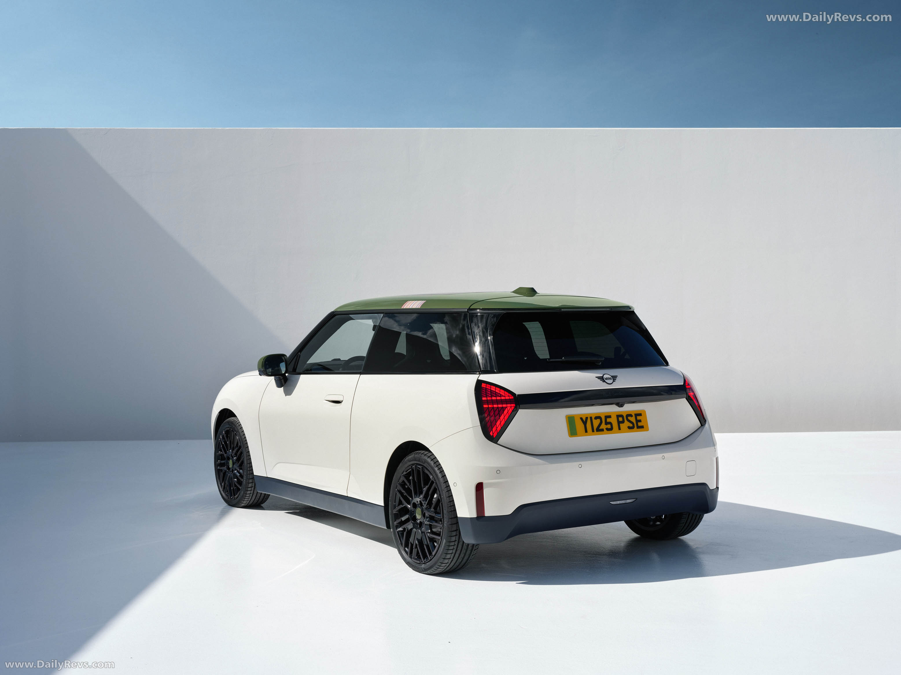 2026 MINI Paul Smith Edition Rear View