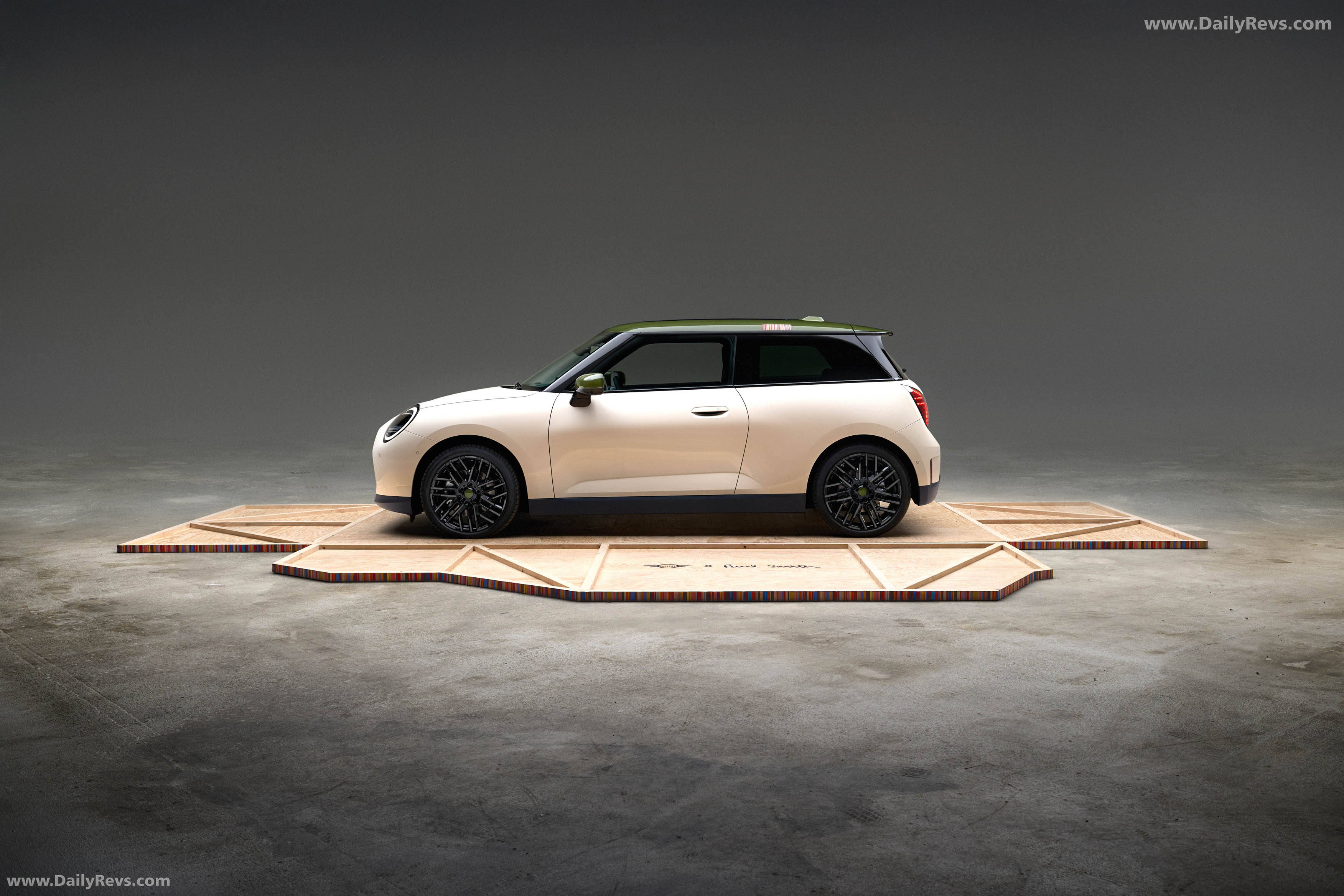 2026 MINI Paul Smith Edition Side View
