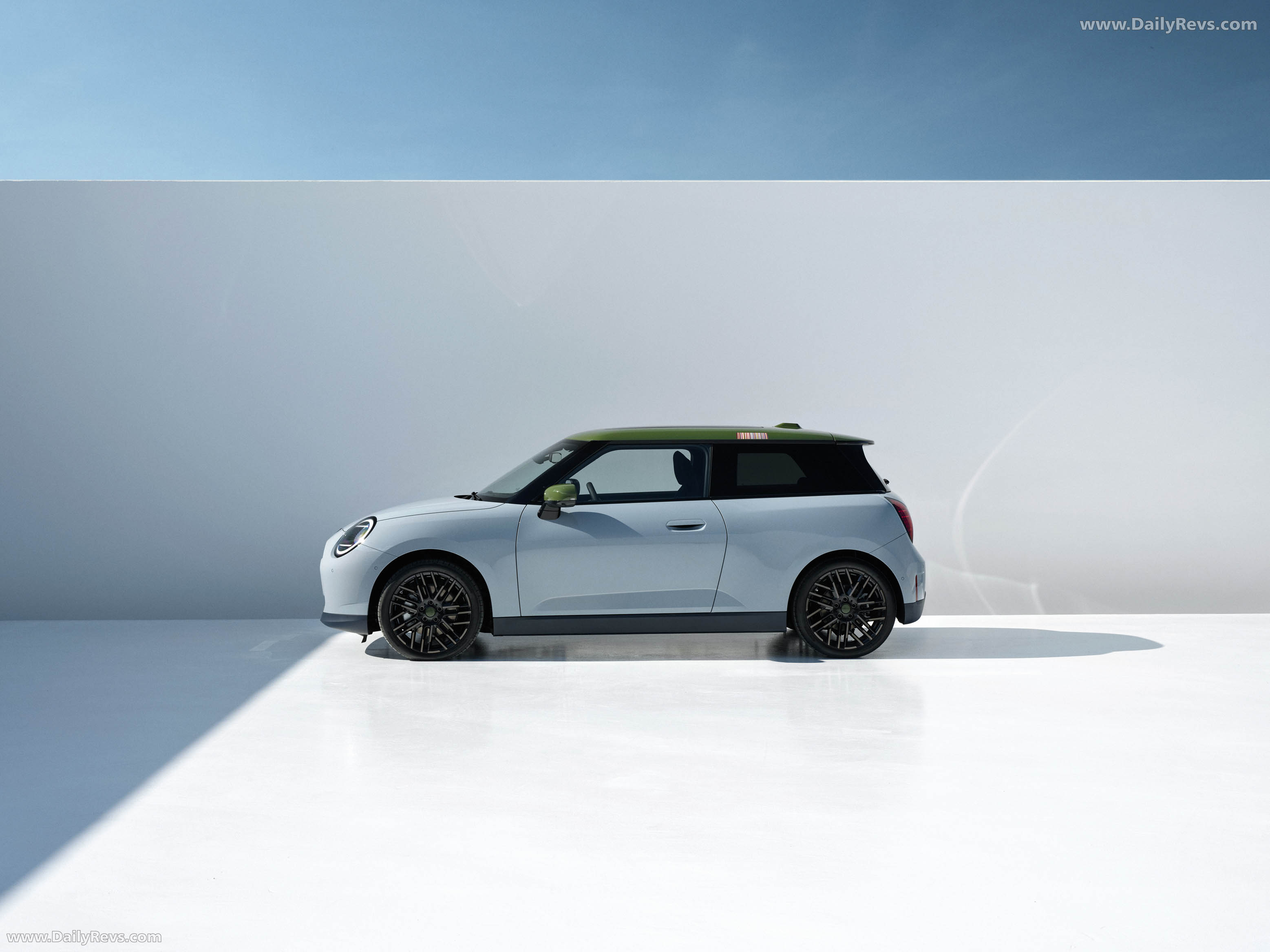 2026 MINI Paul Smith Edition Side View