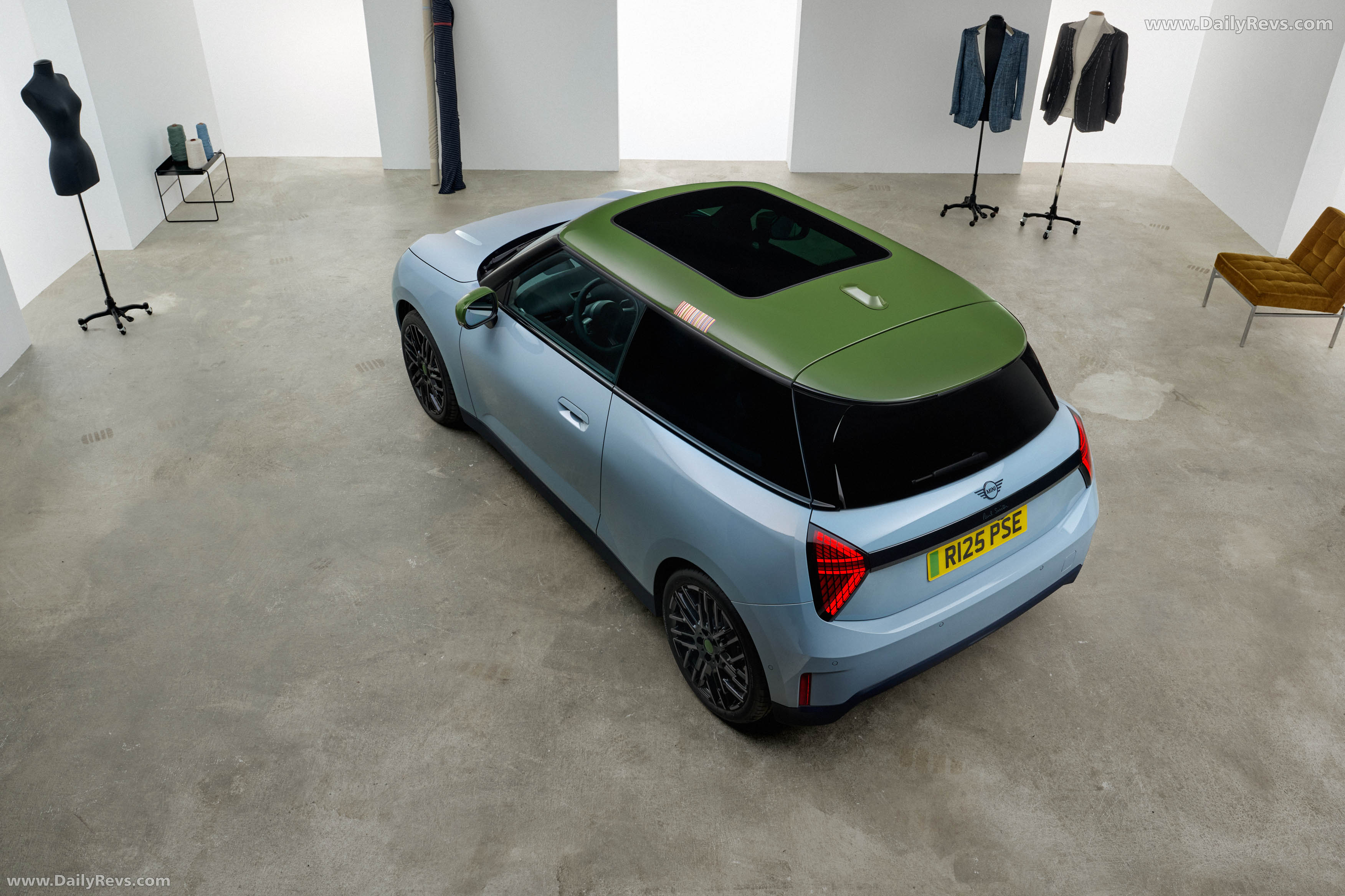2026 MINI Paul Smith Edition Top View