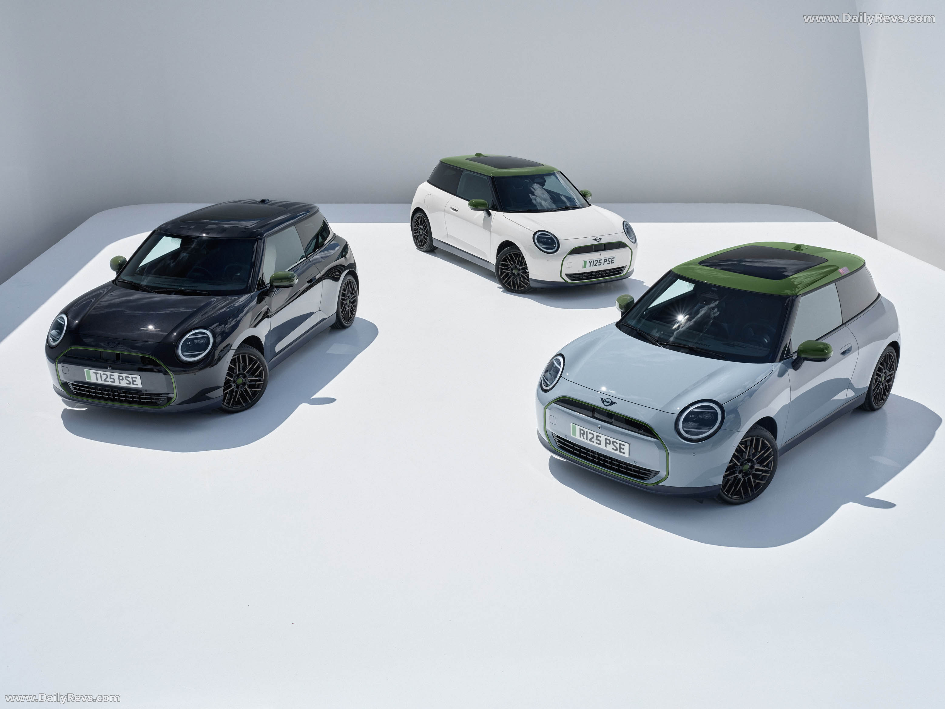 2026 MINI Paul Smith Edition Top View