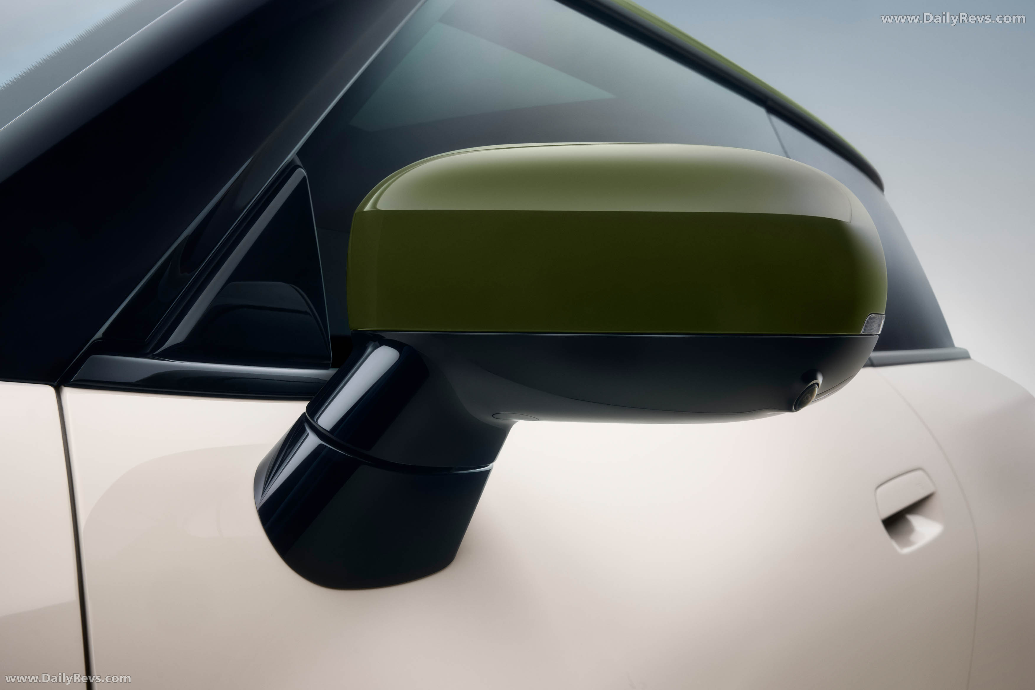 2026 MINI Paul Smith Edition Exterior