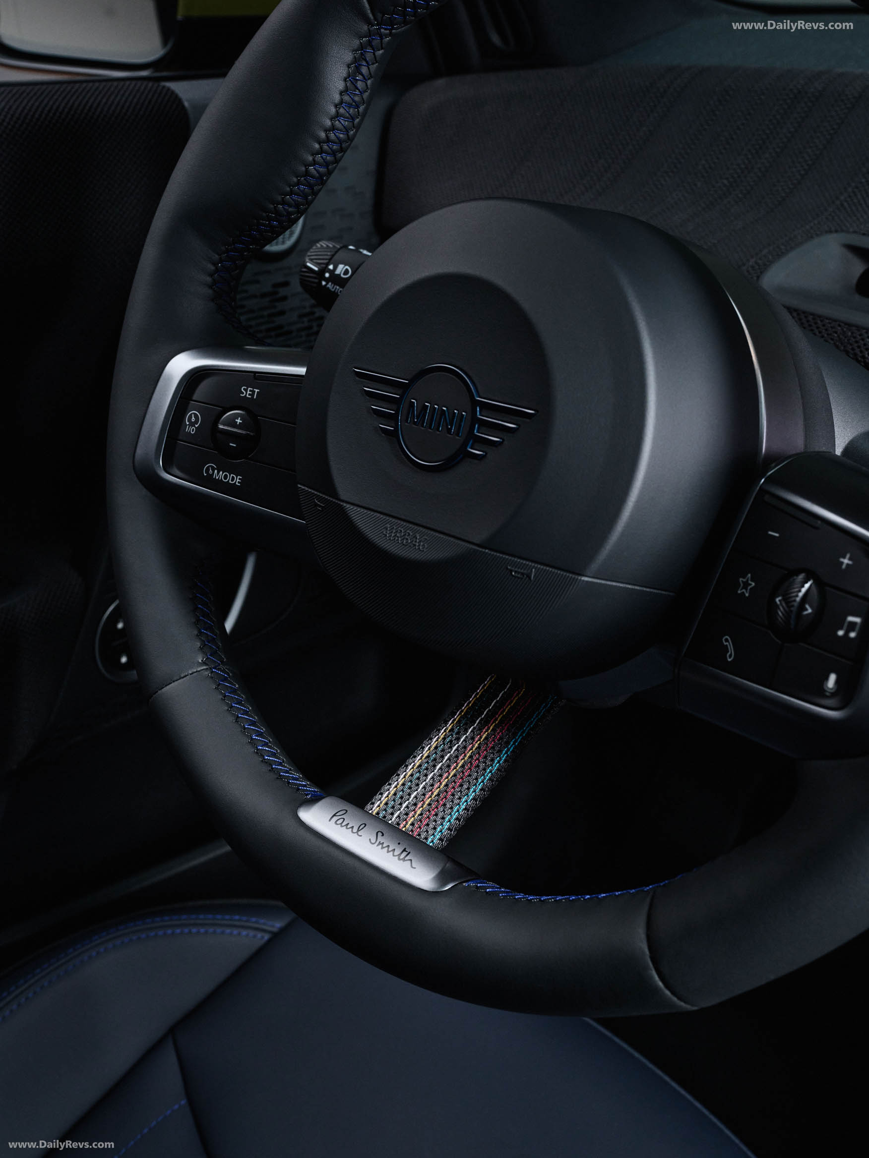 2026 MINI Paul Smith Edition Interior