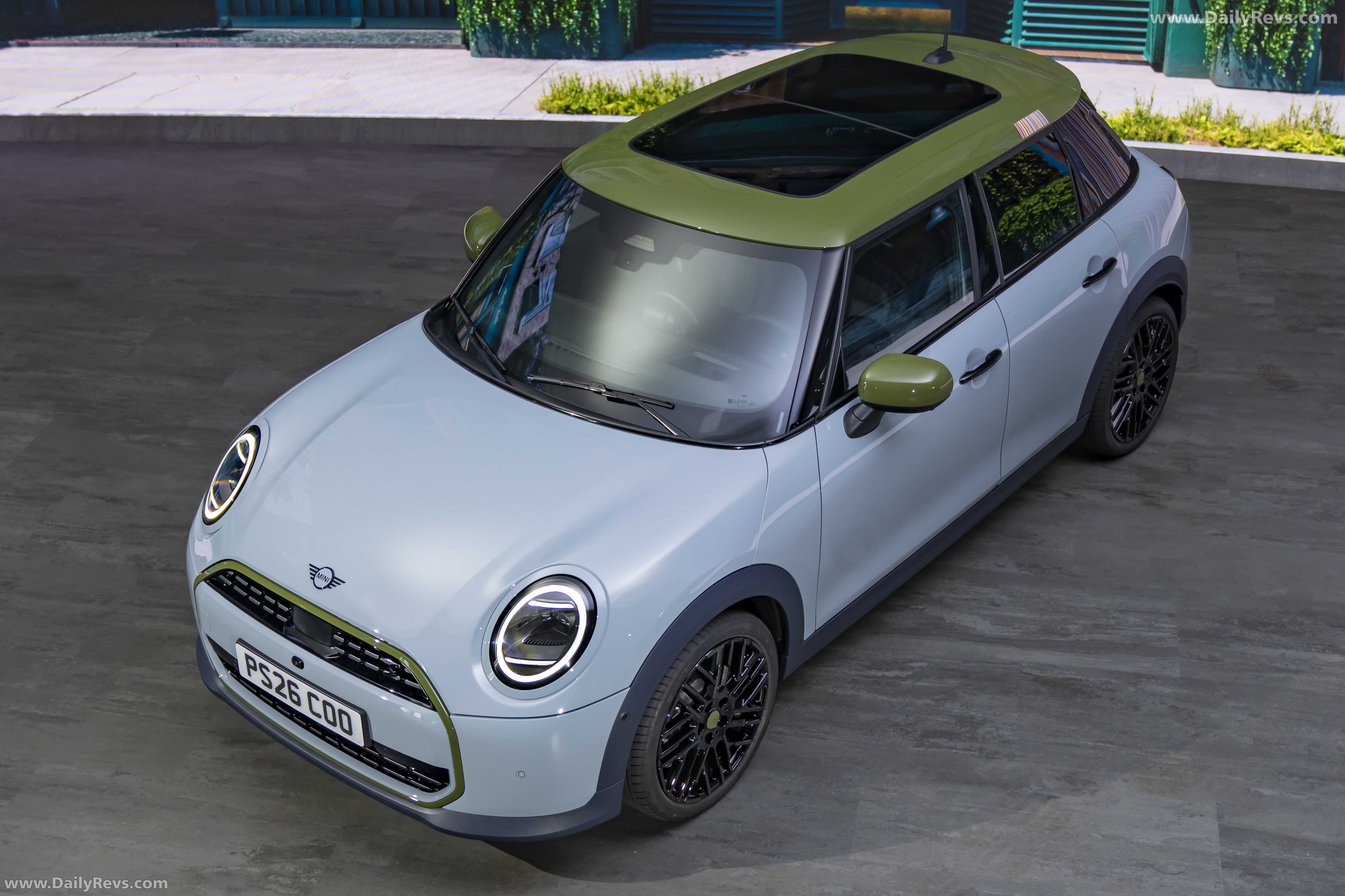 2026 MINI Cooper 5 Door Paul Smith Collection Top View