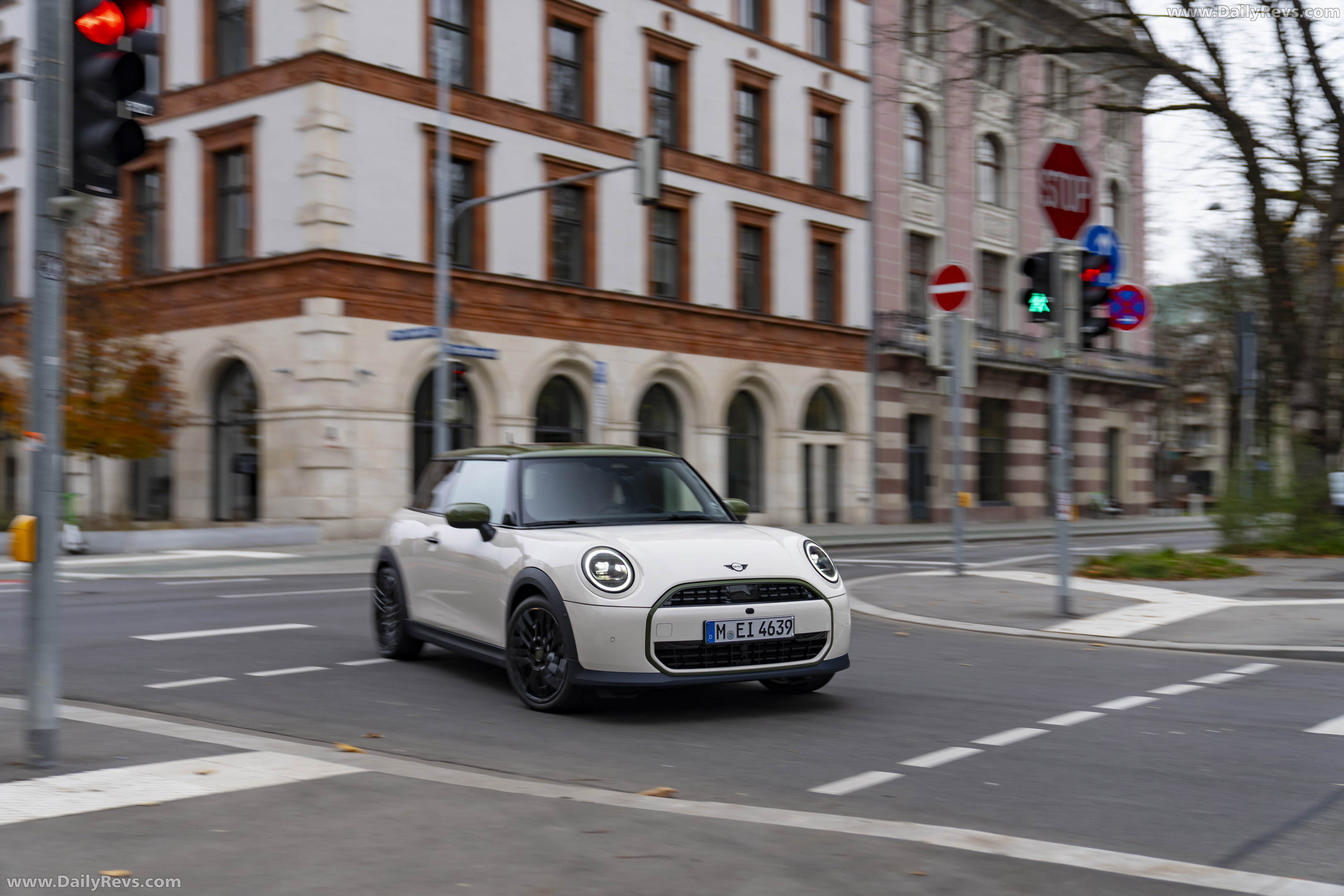 2026 MINI Cooper S Paul Smith Edition Front View