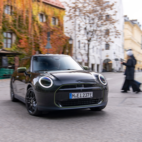 2026 MINI Cooper SE Paul Smith Edition Front View