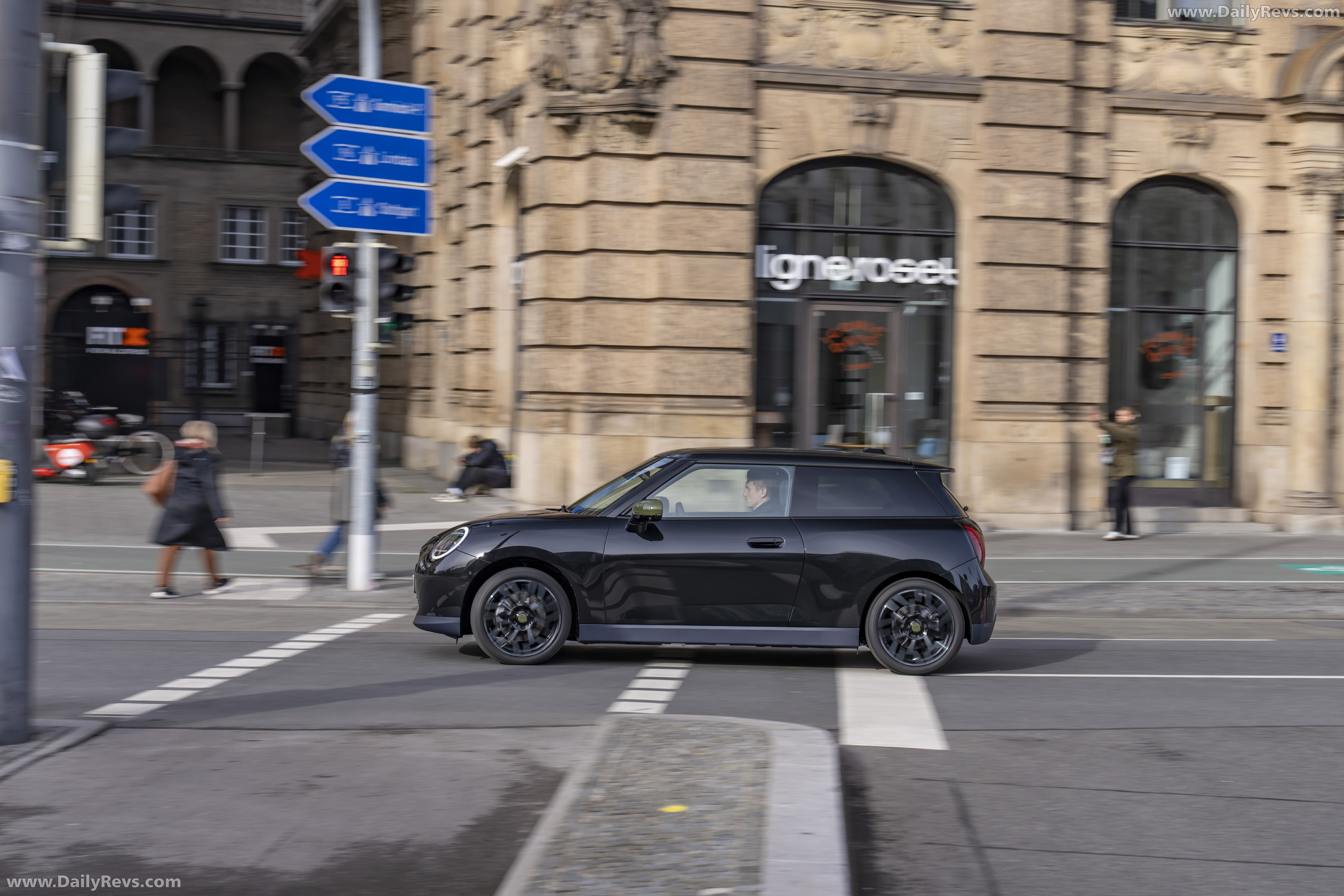 2026 MINI Cooper SE Paul Smith Edition Side View