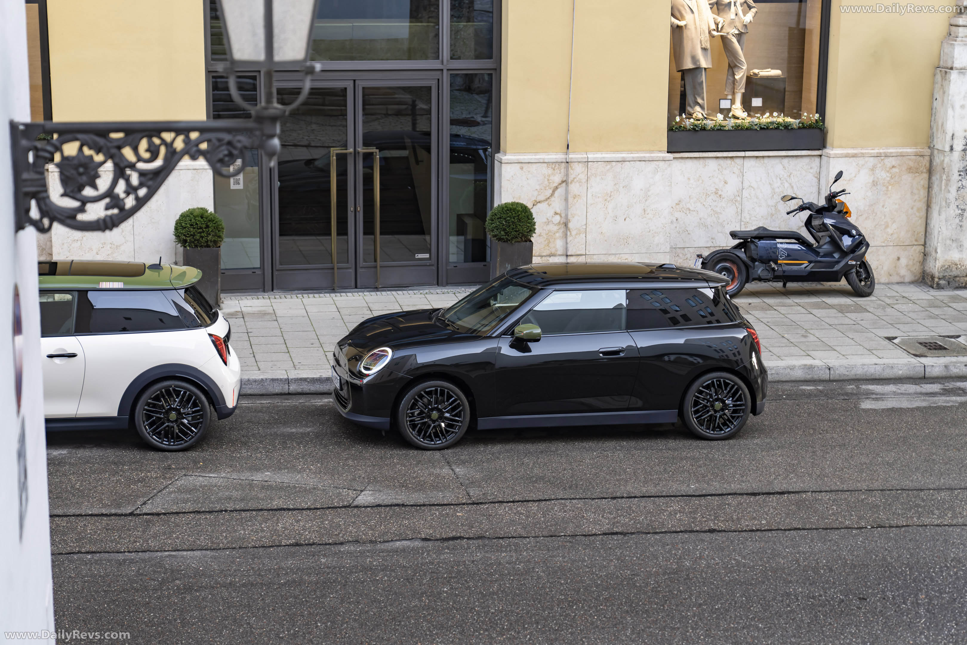 2026 MINI Cooper SE Paul Smith Edition Side View