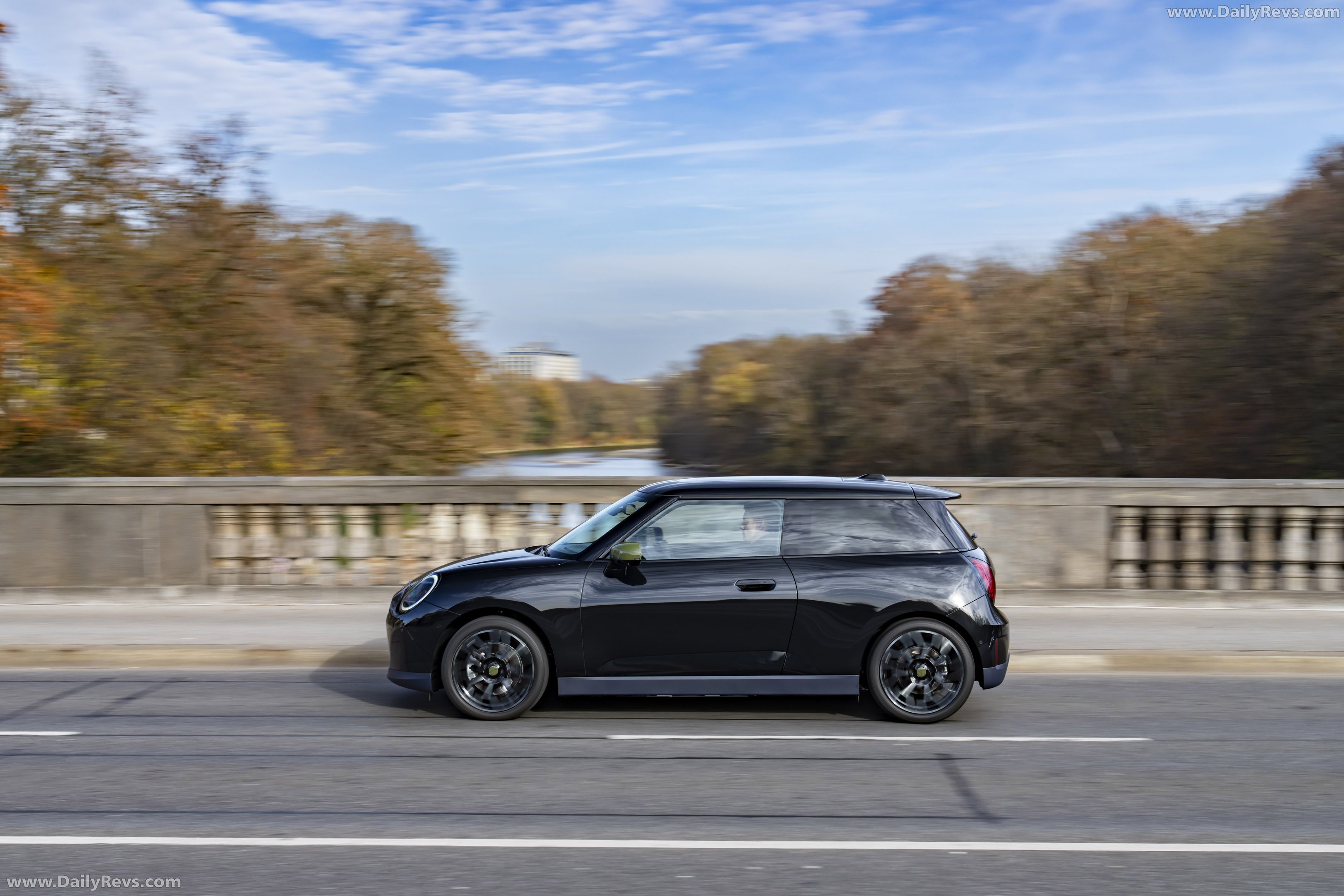 2026 MINI Cooper SE Paul Smith Edition Side View