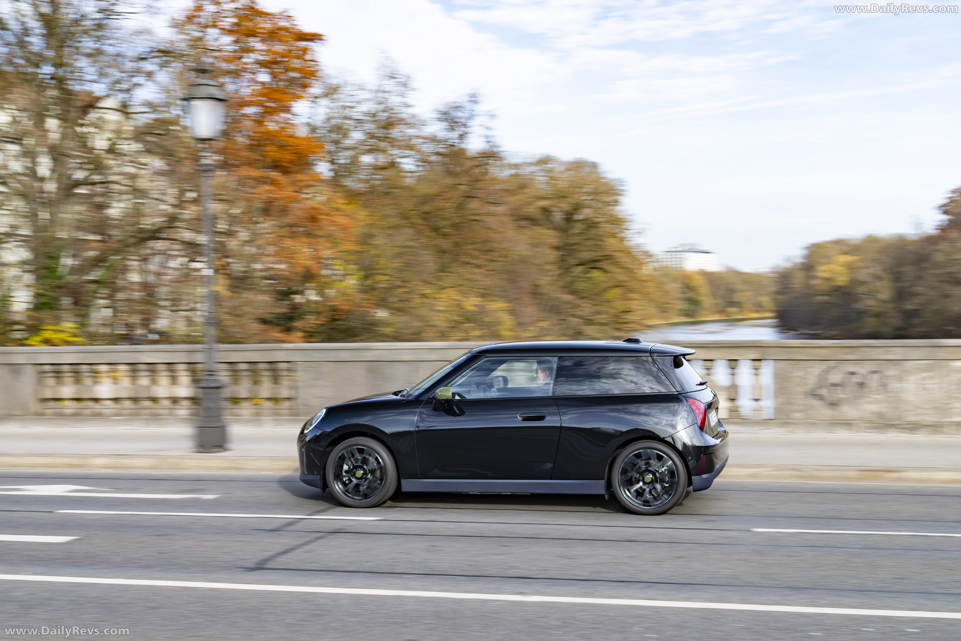 2026 MINI Cooper SE Paul Smith Edition Side View