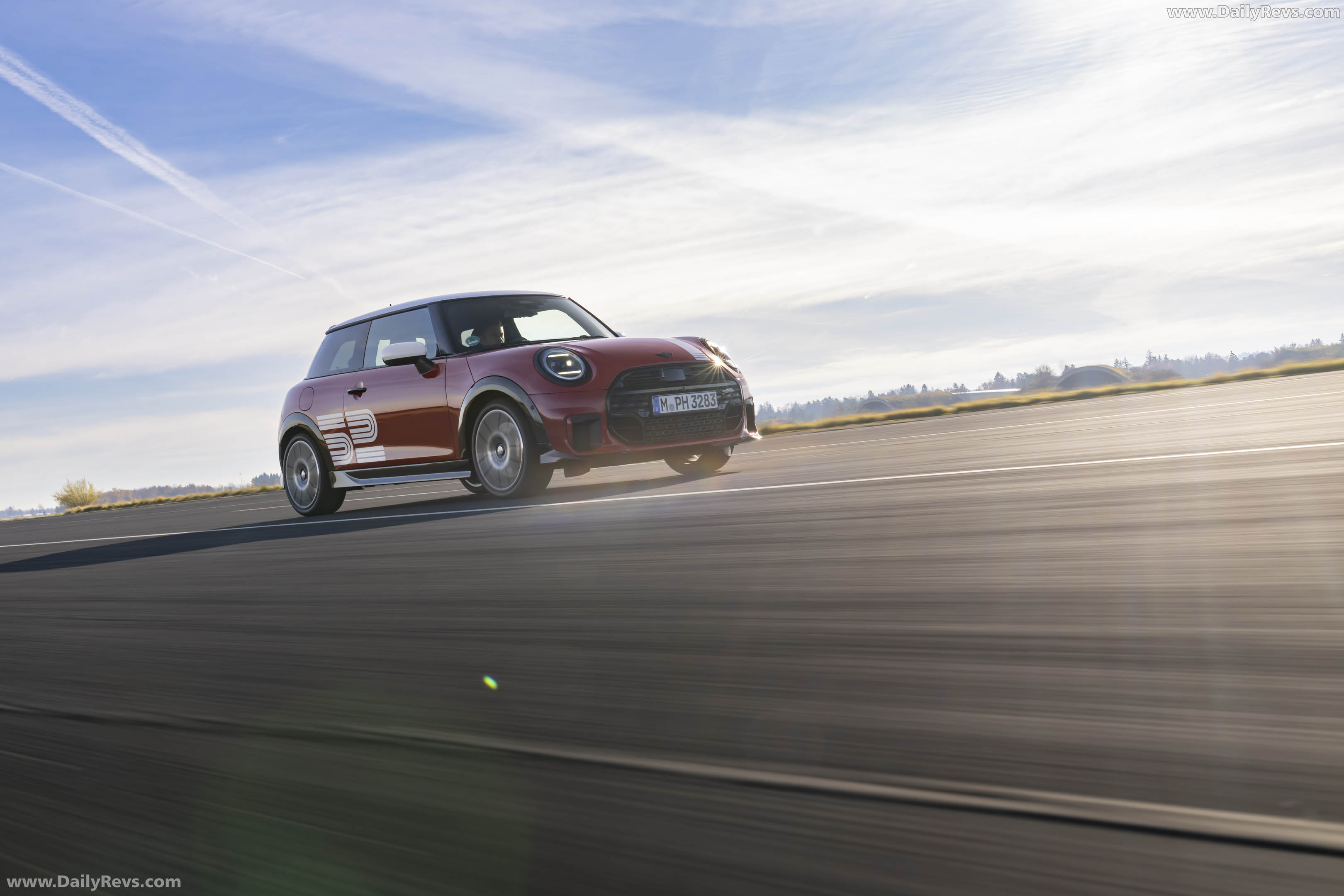 MINI JCW 1965 Victory Edition creates a stylish statement and maintains ...