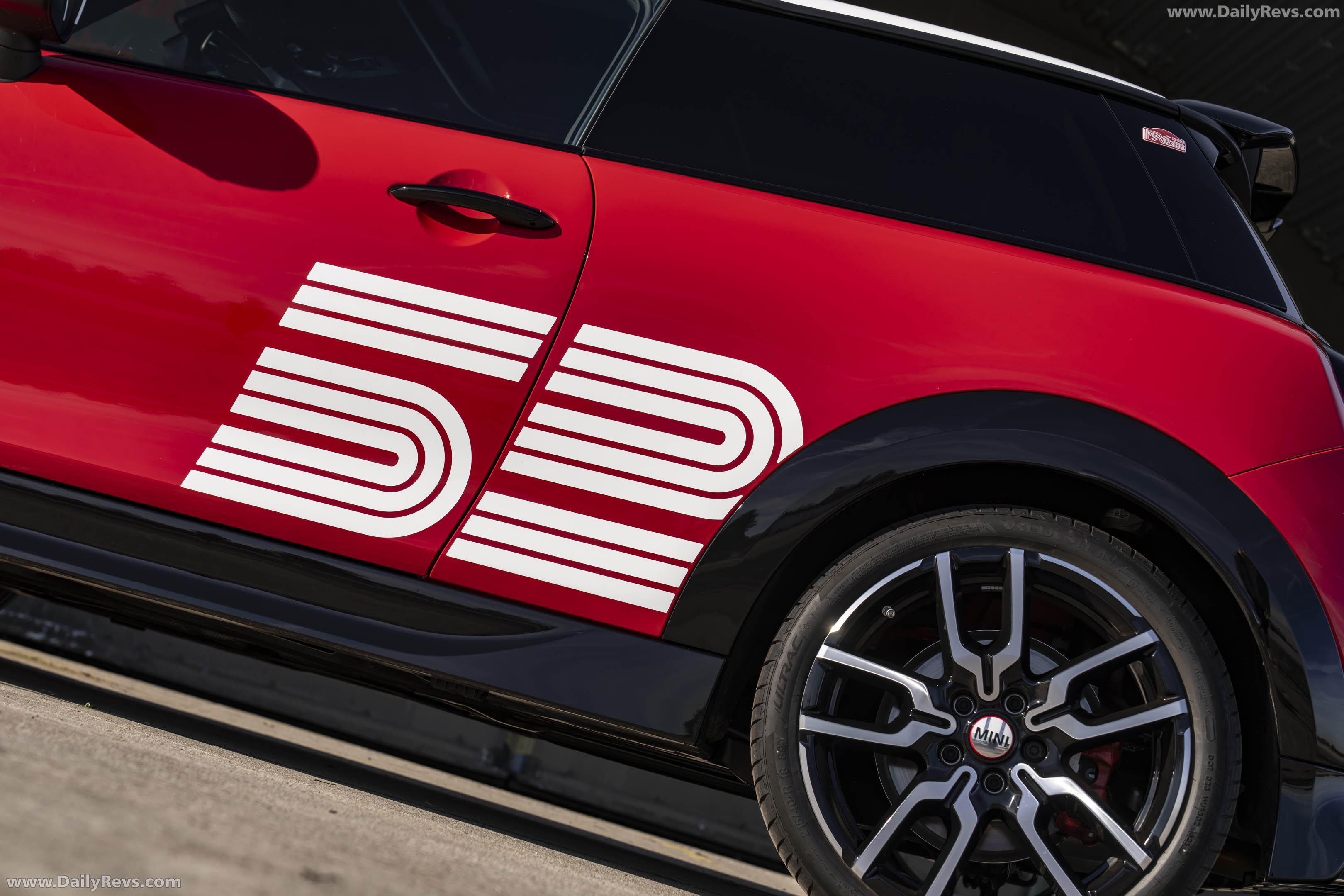 2026 MINI JCW 1965 Victory Edition Exterior