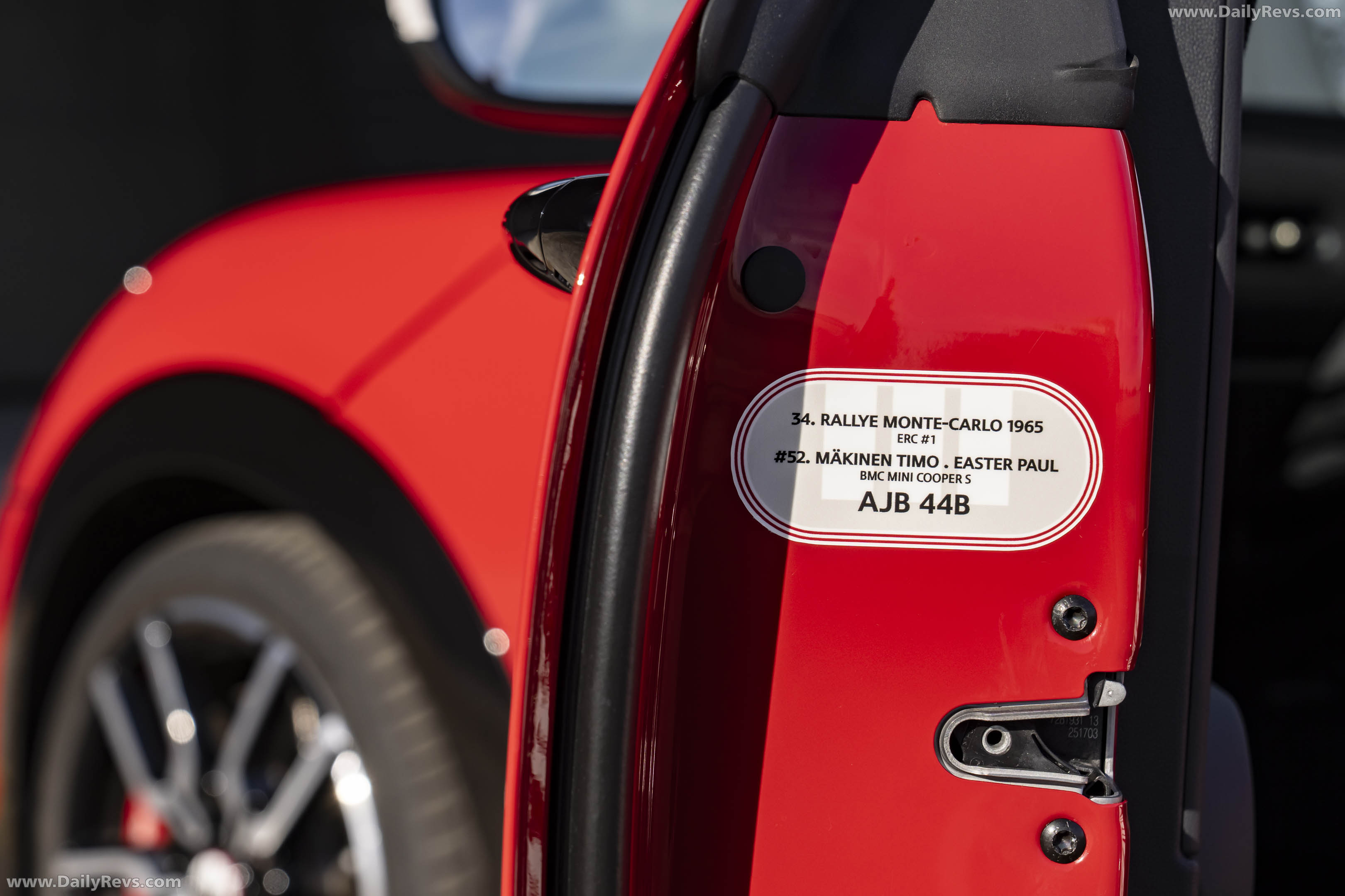 2026 MINI JCW 1965 Victory Edition Exterior