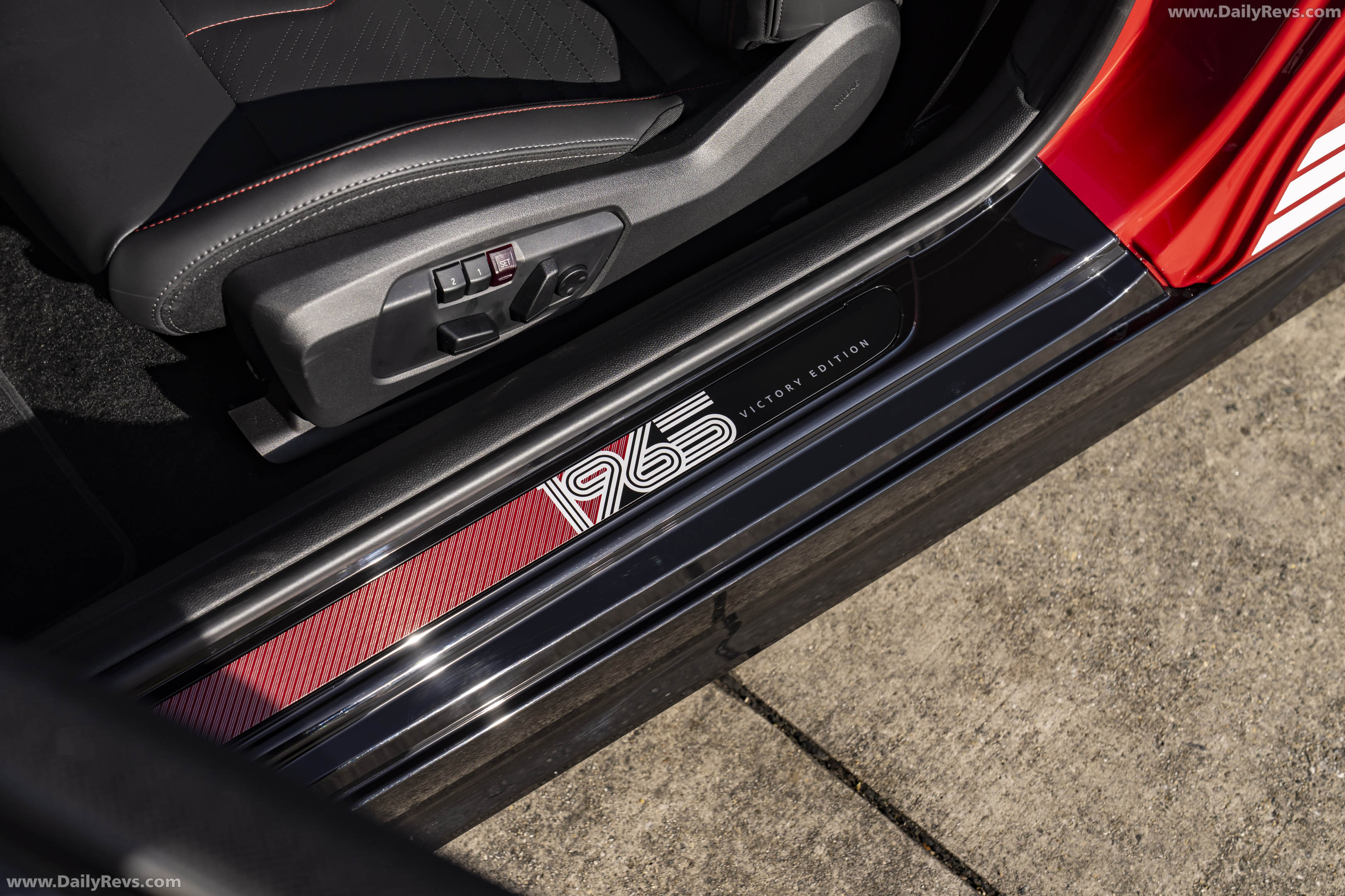 2026 MINI JCW 1965 Victory Edition Interior