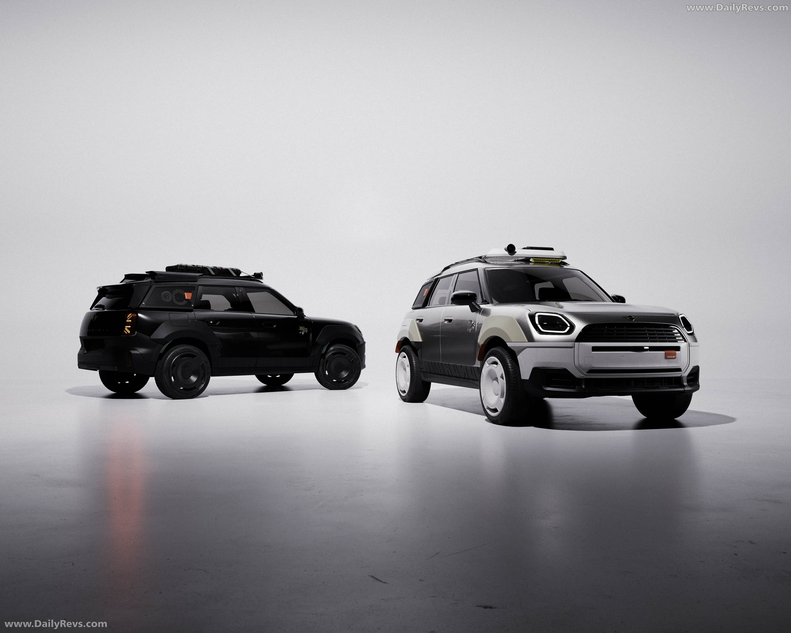 2026 MINI Countryman Vagabund Melting Silver Front View