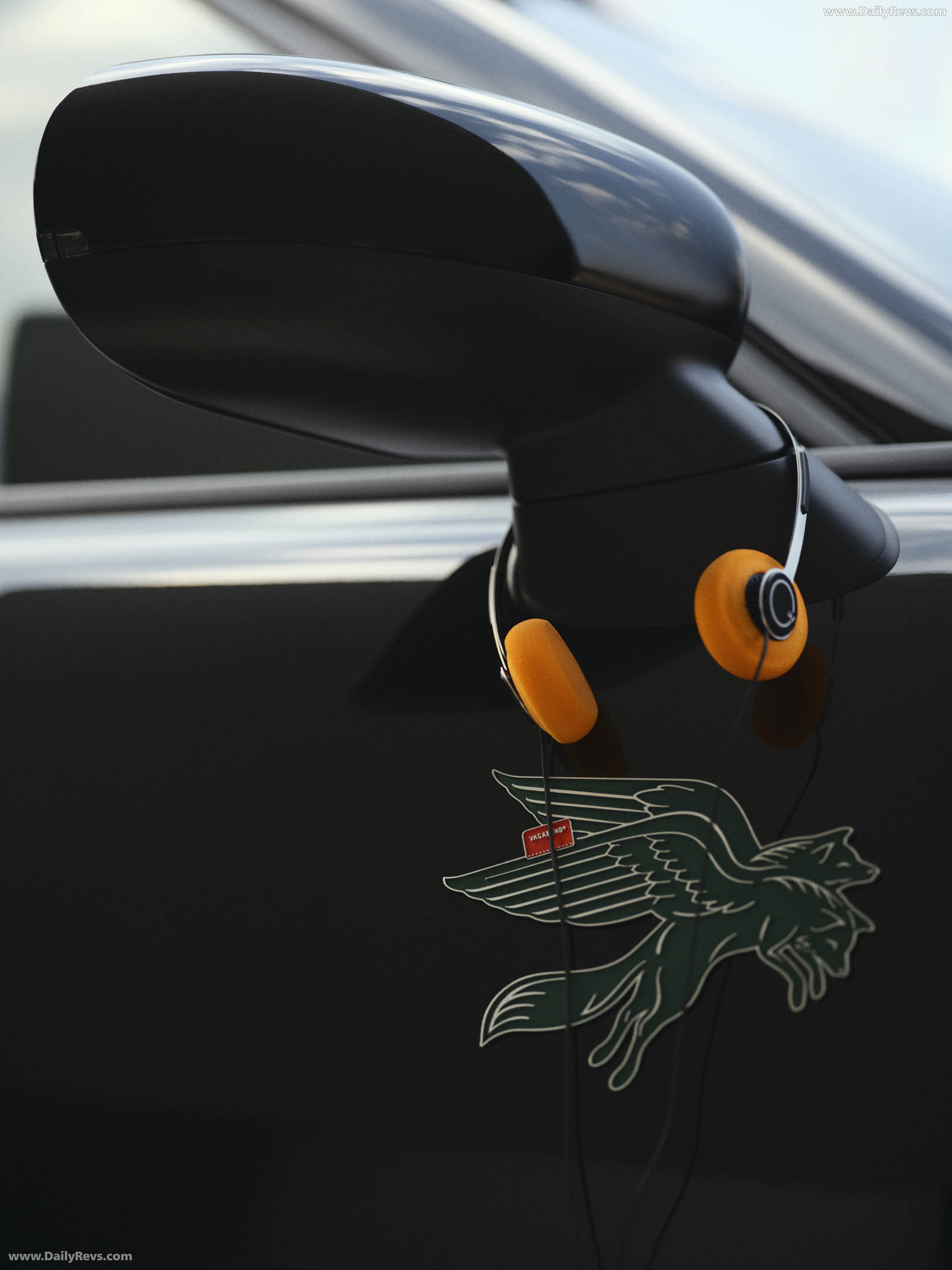 2026 MINI Countryman Vagabund Midnight Black Exterior
