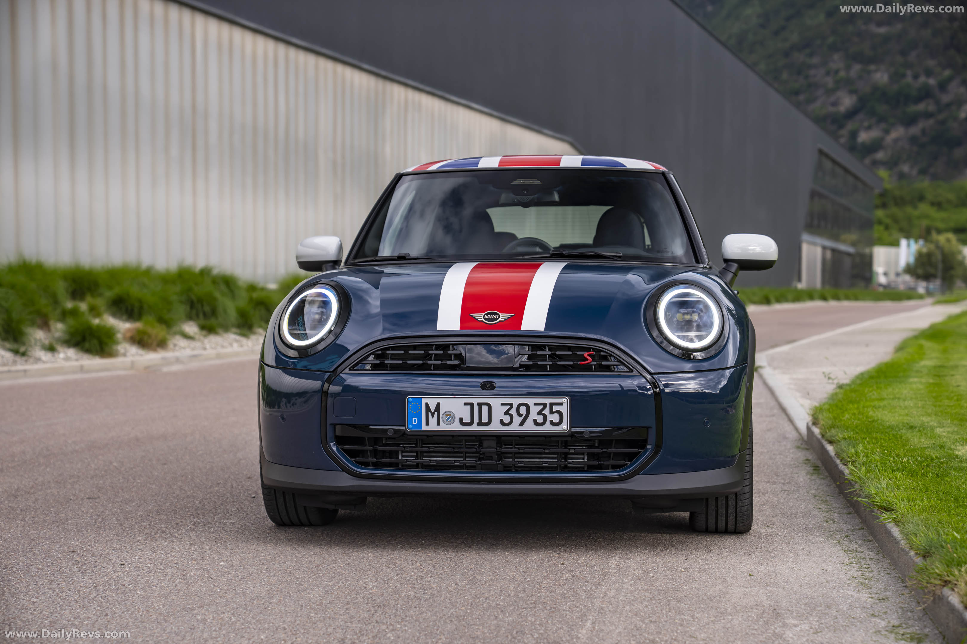 2026 MINI Cooper Oxford Edition Front View