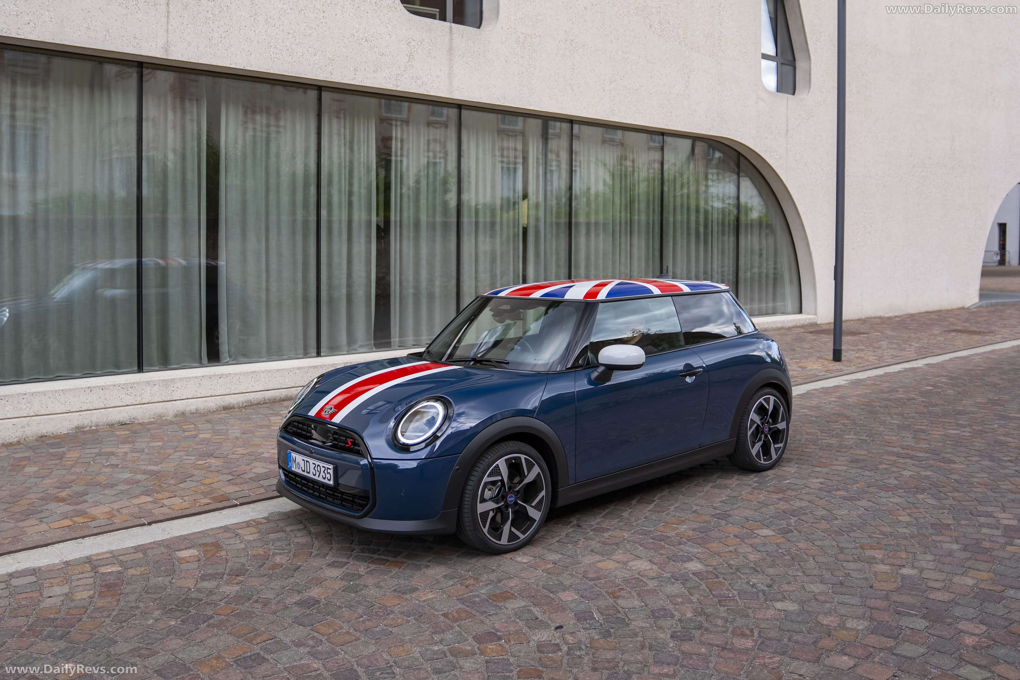 2026 MINI Cooper Oxford Edition Front View