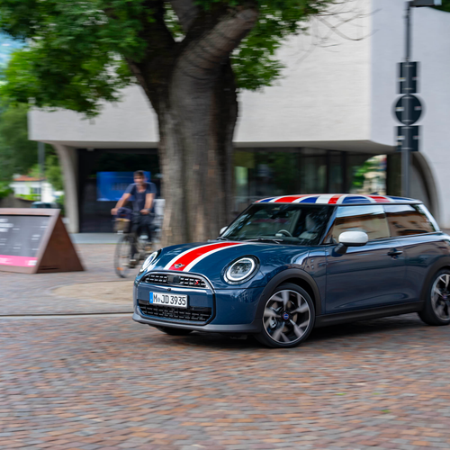 2026 MINI Cooper Oxford Edition Front View