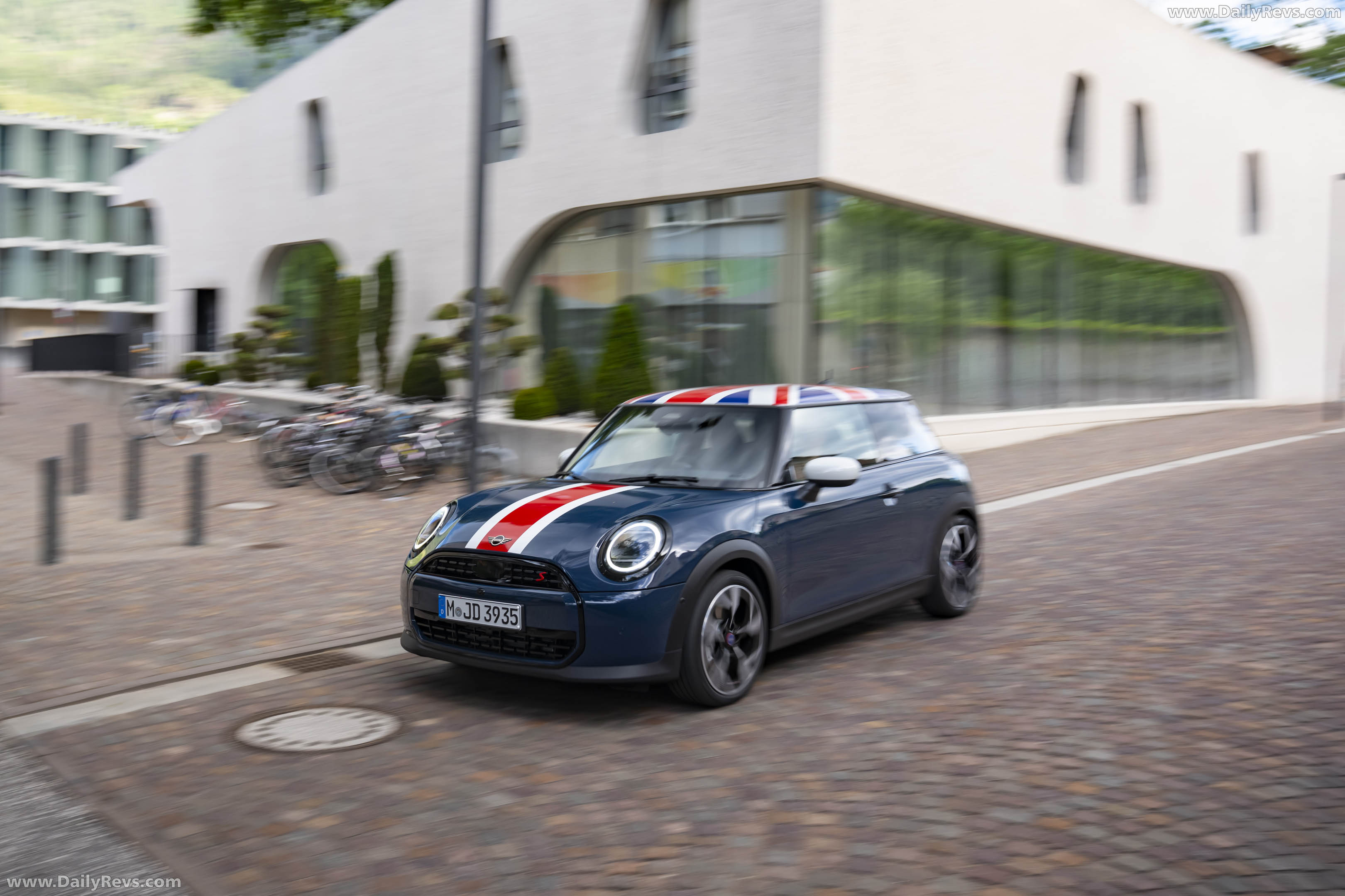 2026 MINI Cooper Oxford Edition Front View