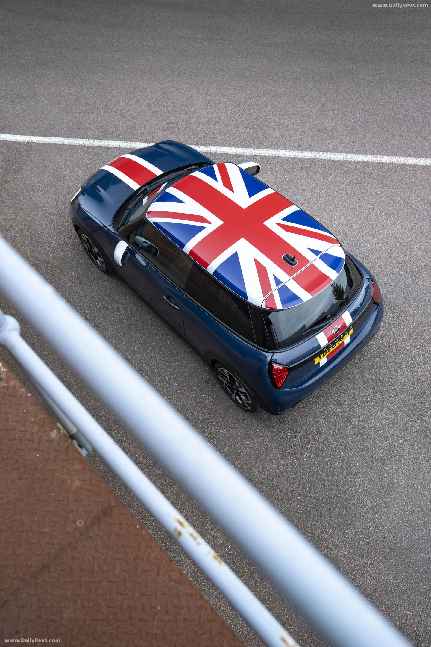 2026 MINI Cooper Oxford Edition Top View