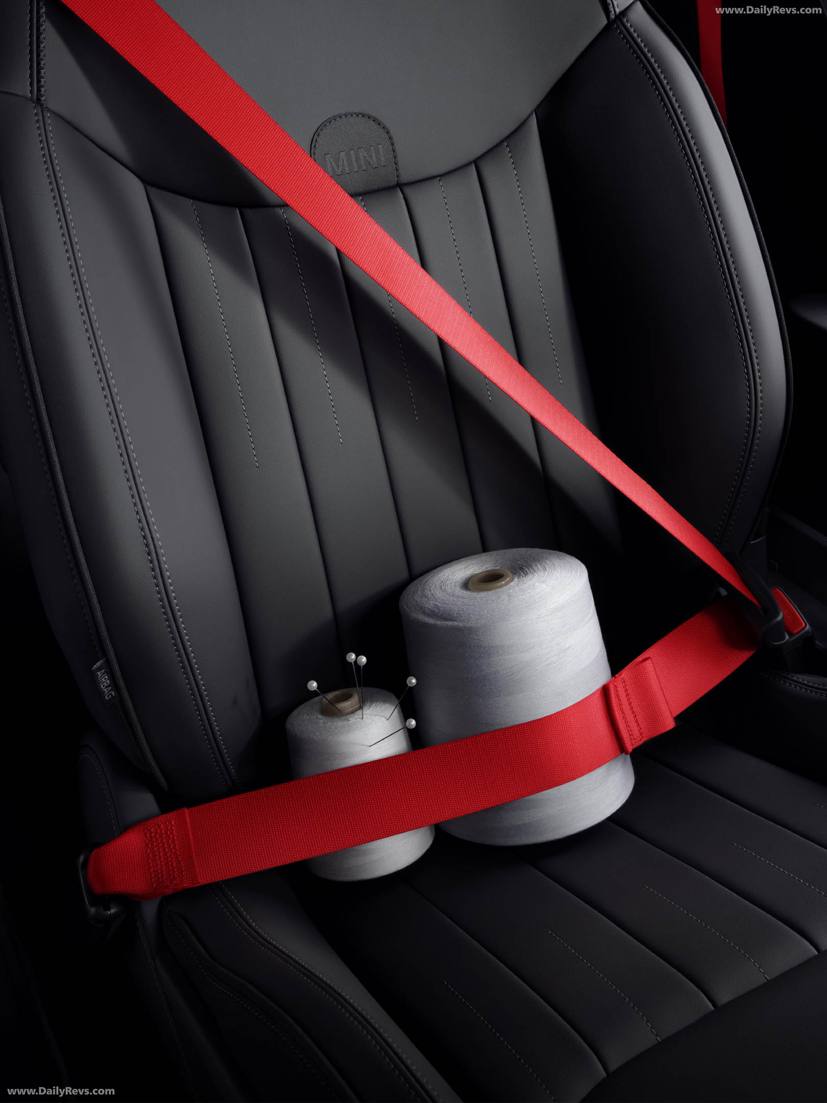 2026 MINI JCW Satin Edition Interior
