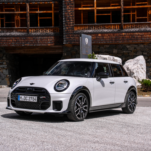 2026 MINI Cooper S 5-door Nanuq White Front View