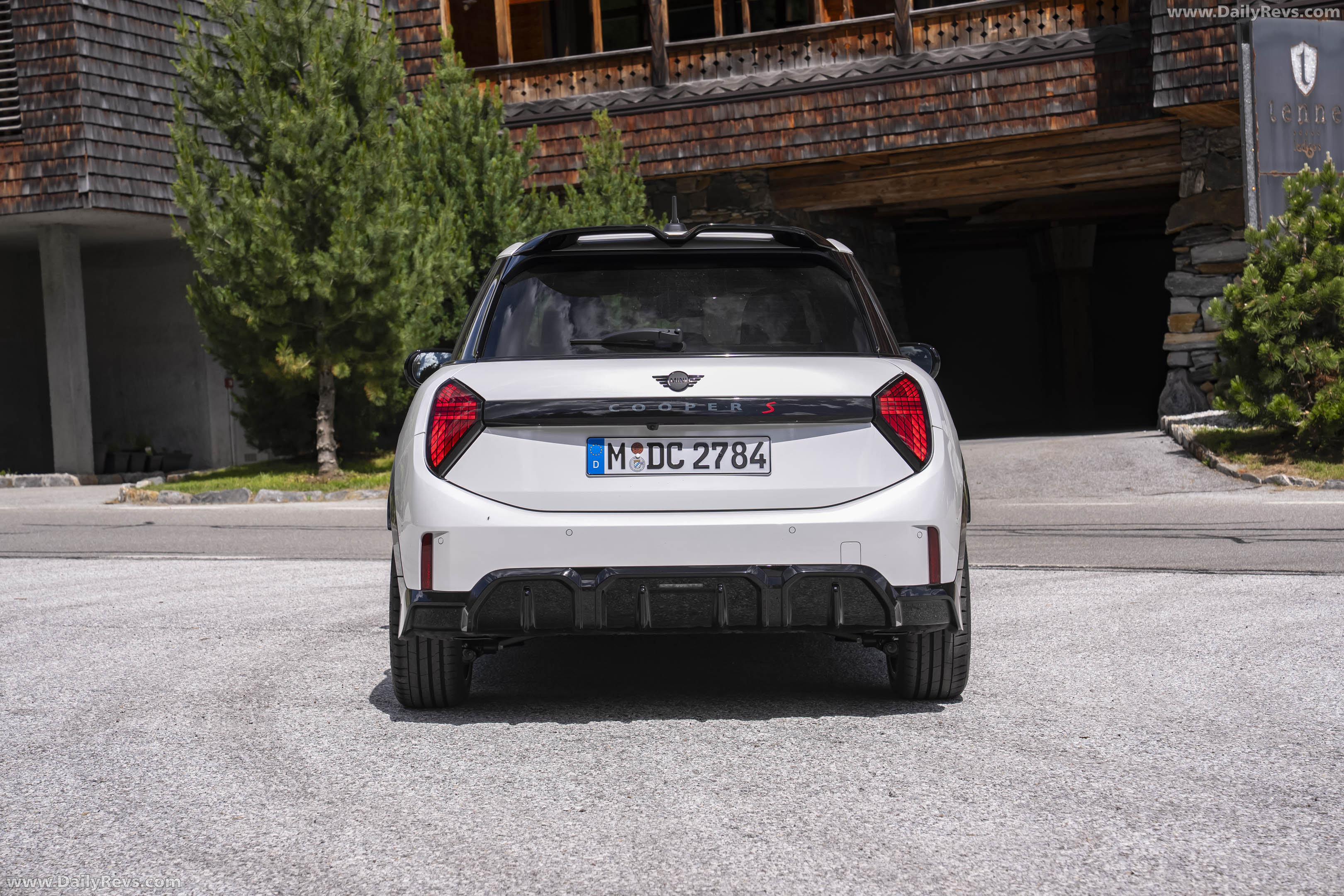 2026 MINI Cooper S 5-door Nanuq White Rear View