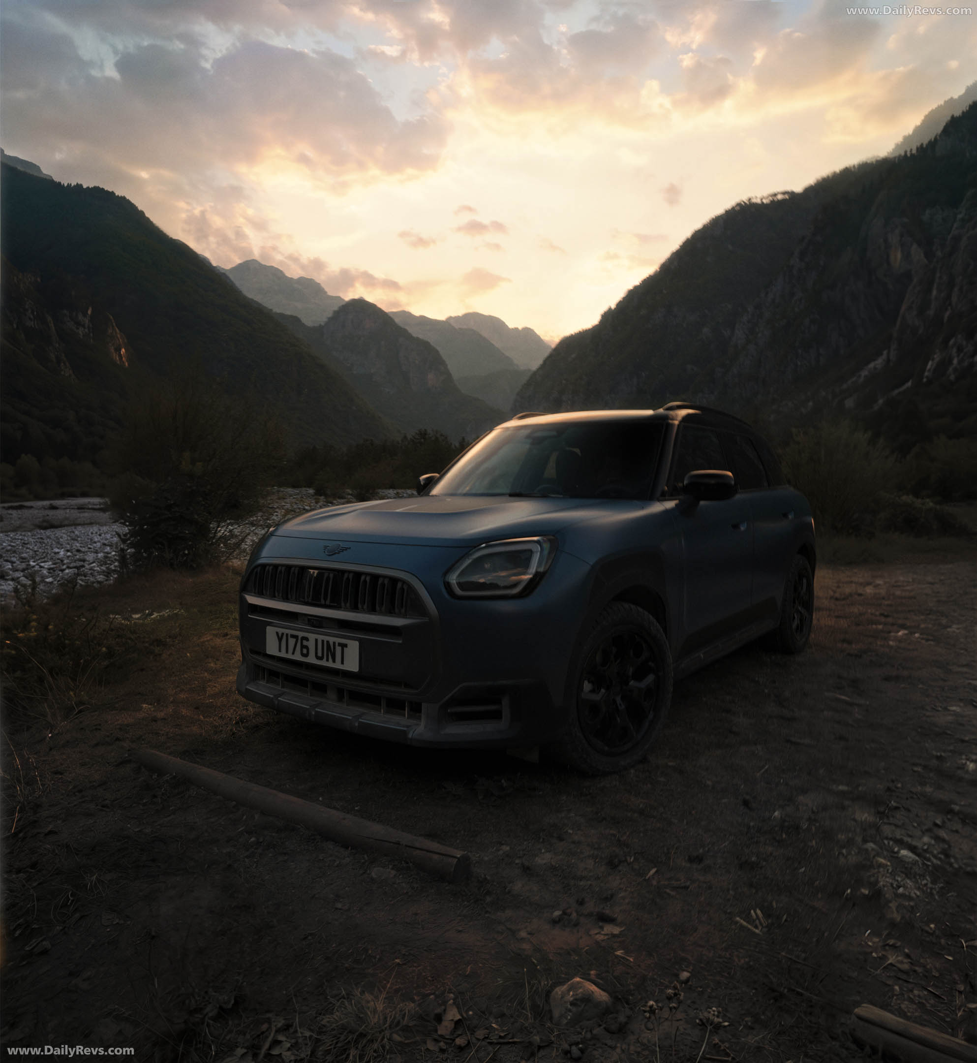 2027 MINI Countryman Untamed Edition Front View