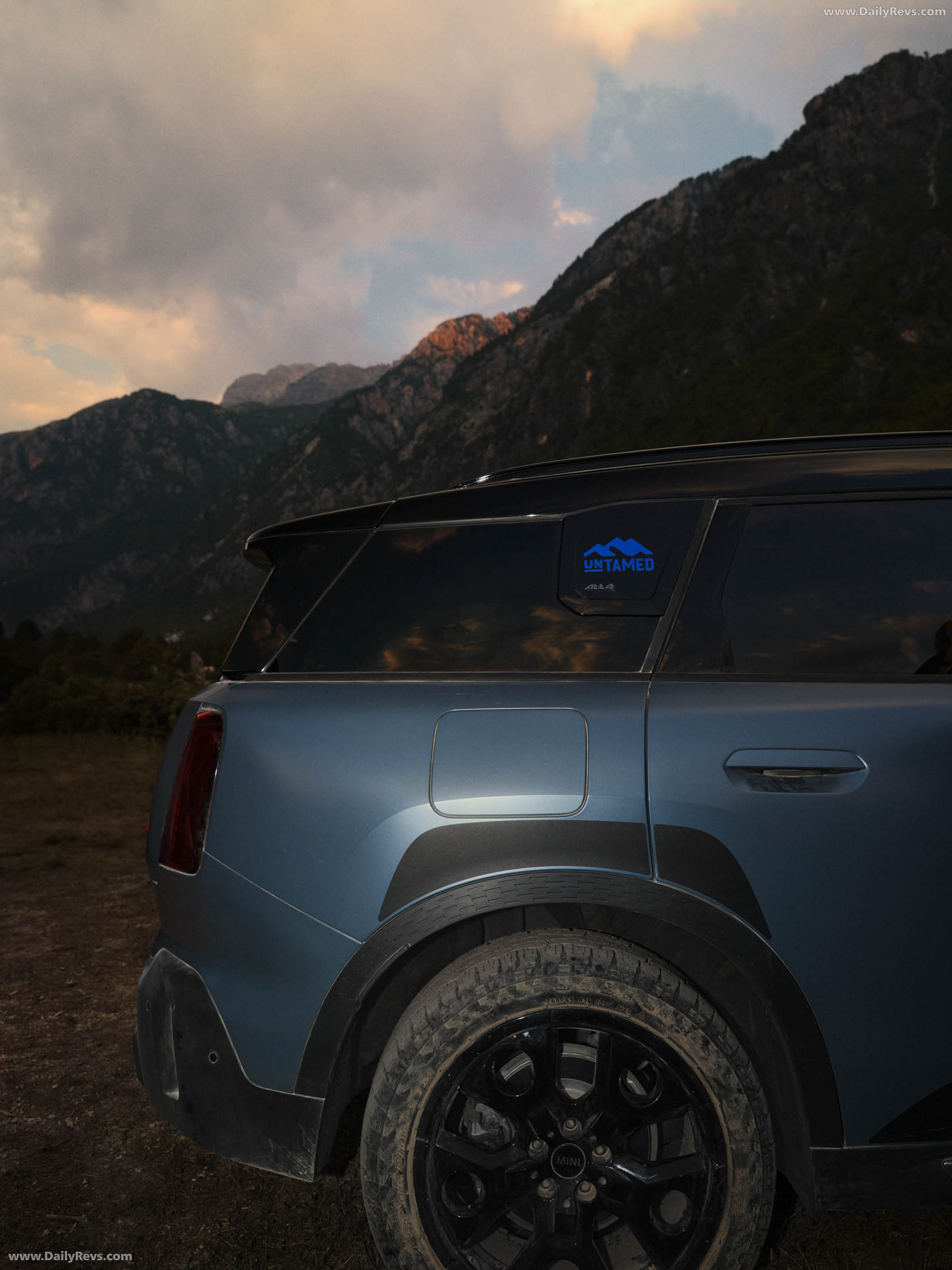 2027 MINI Countryman Untamed Edition Exterior