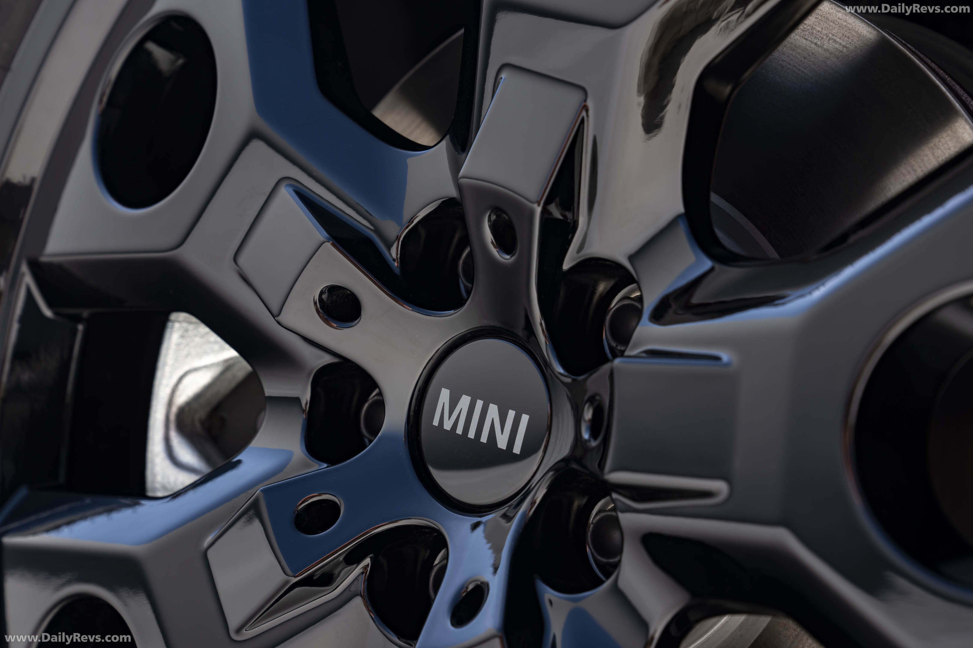 2027 MINI Countryman Untamed Edition Exterior