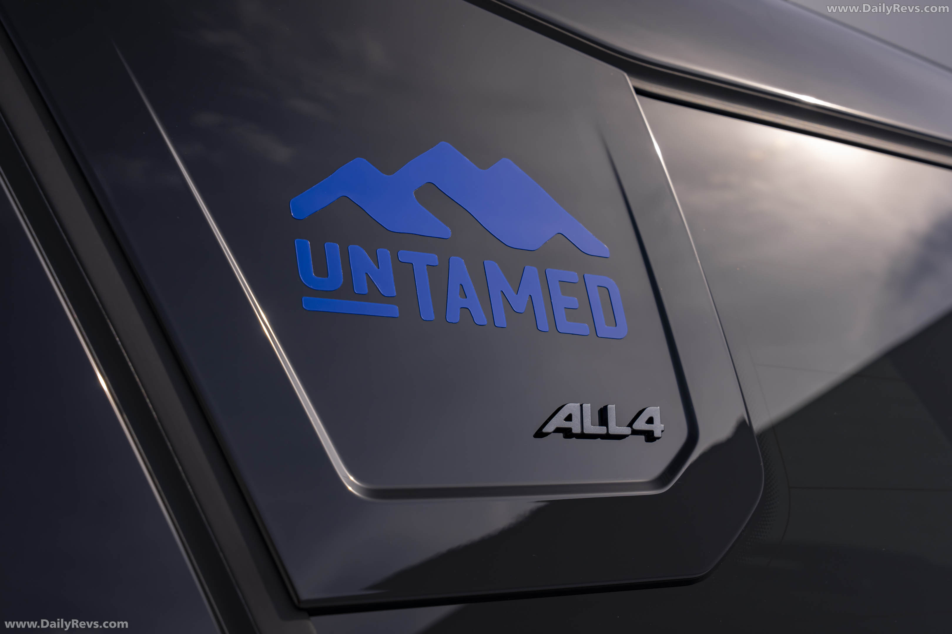 2027 MINI Countryman Untamed Edition Exterior