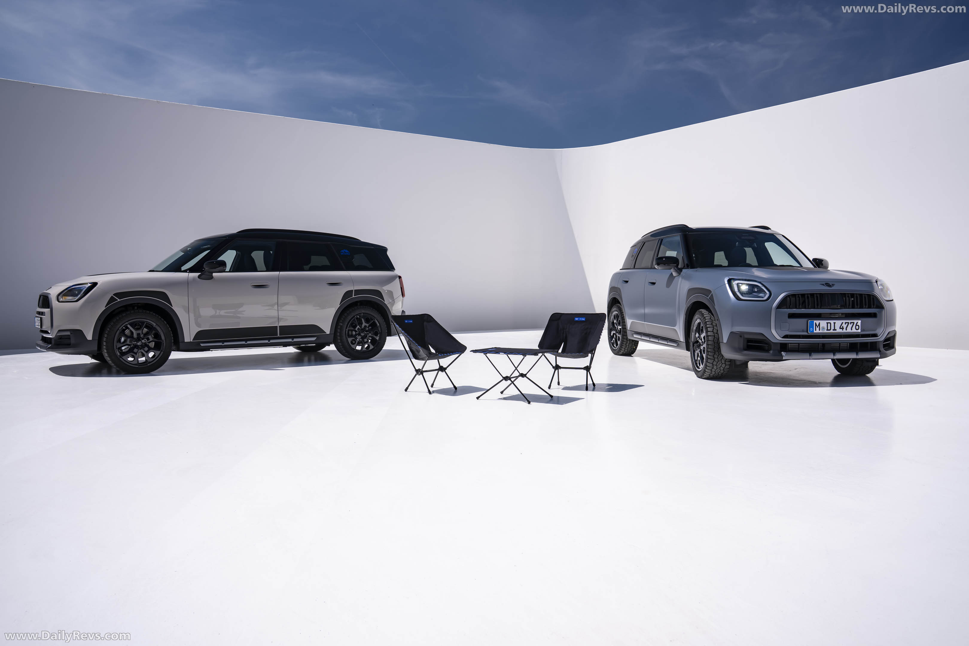 2026 MINI Countryman Untamed Edition Hideaway Grey Side View