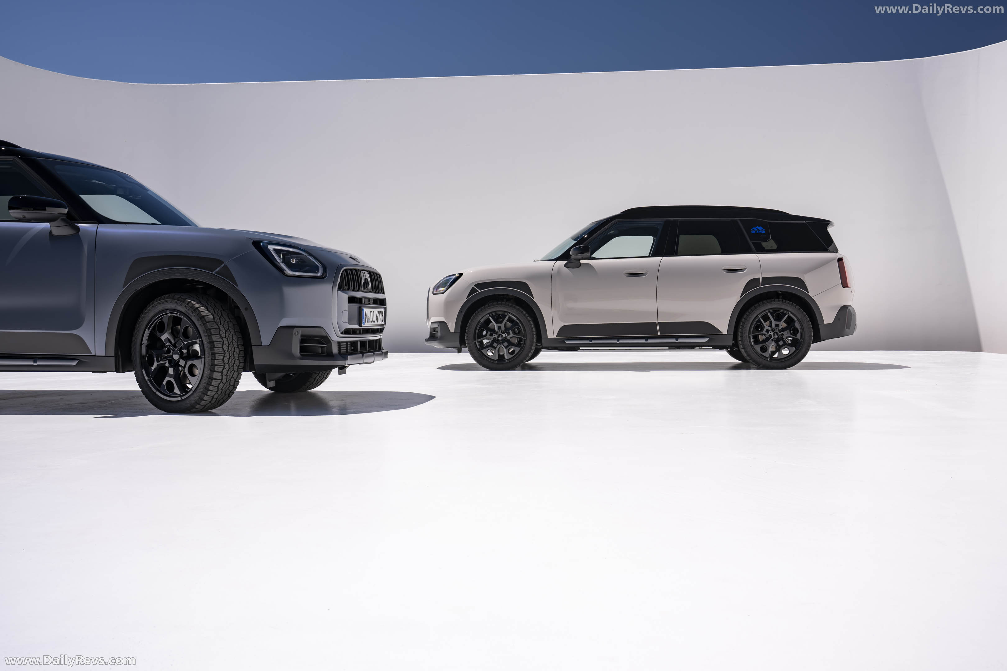 2026 MINI Countryman Untamed Edition Hideaway Grey Side View
