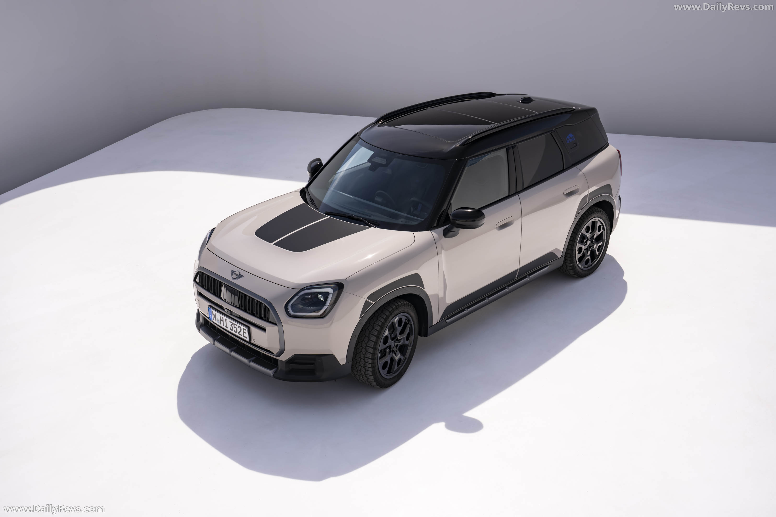 2026 MINI Countryman Untamed Edition Hideaway Grey Top View
