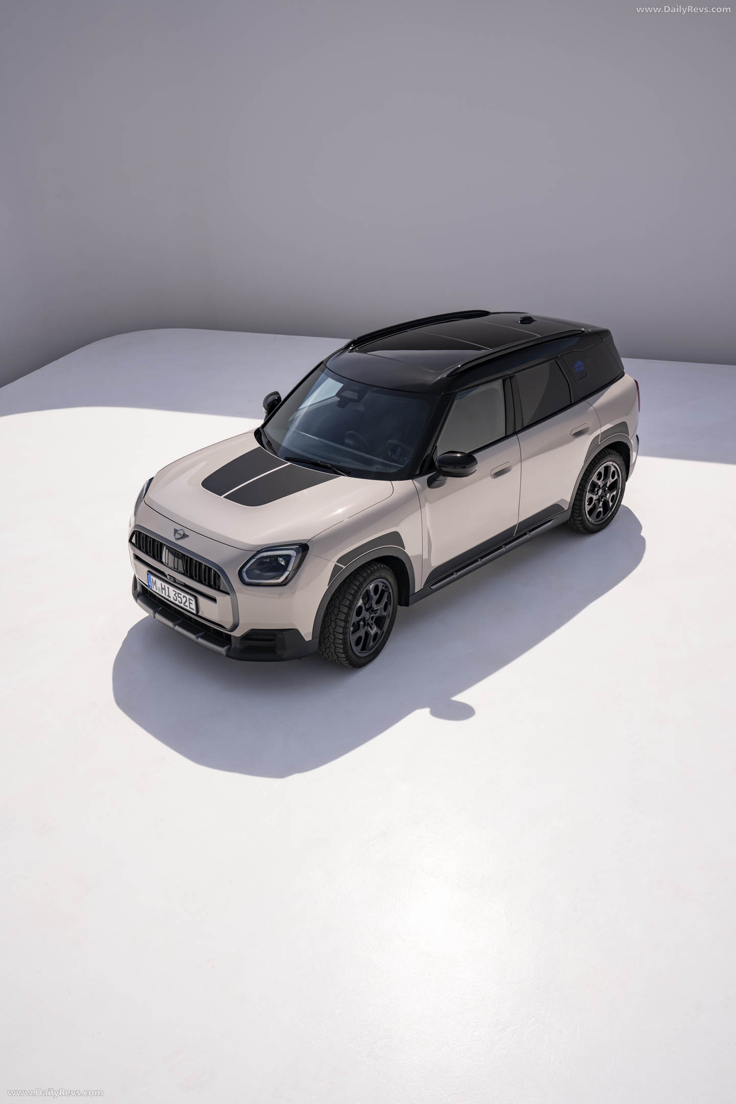 2026 MINI Countryman Untamed Edition Hideaway Grey Top View