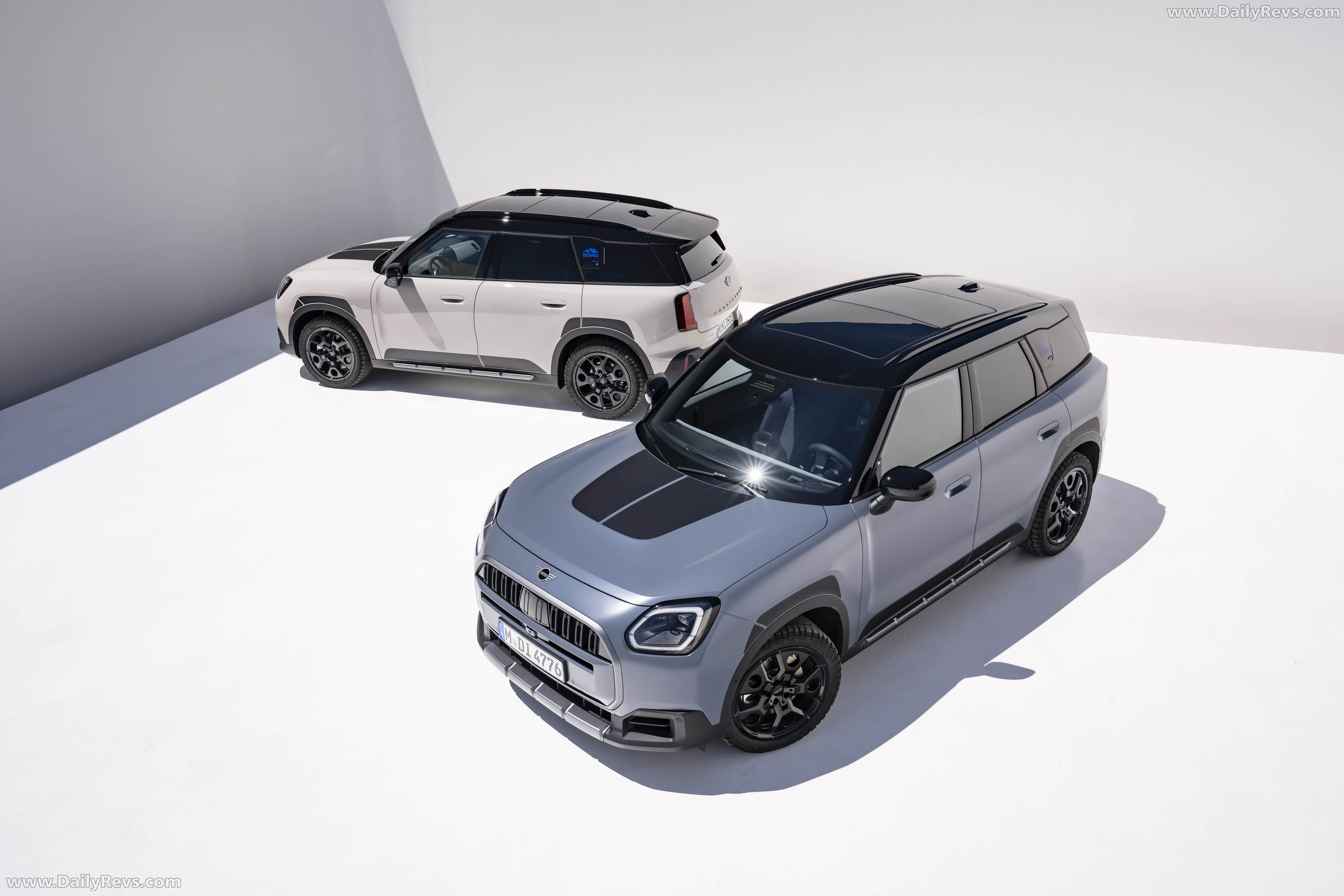 2026 MINI Countryman Untamed Edition Hideaway Grey Top View