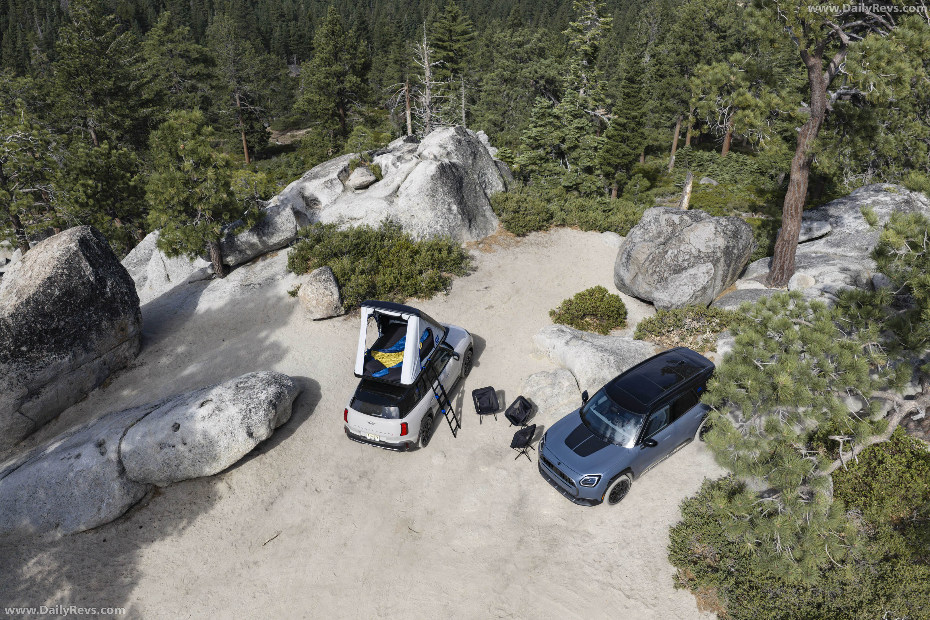 2026 MINI Countryman Untamed Edition Hideaway Grey Top View
