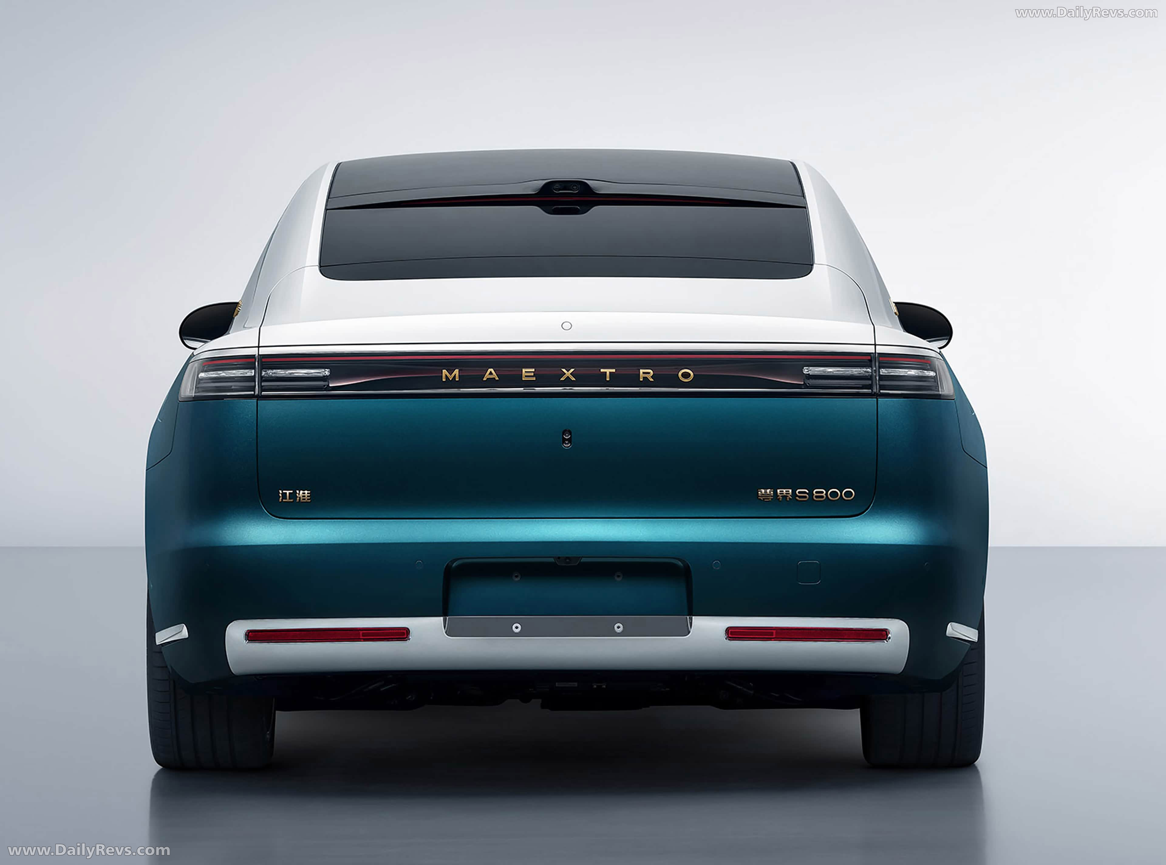 2026 Maextro S800 Grand Design Rear View