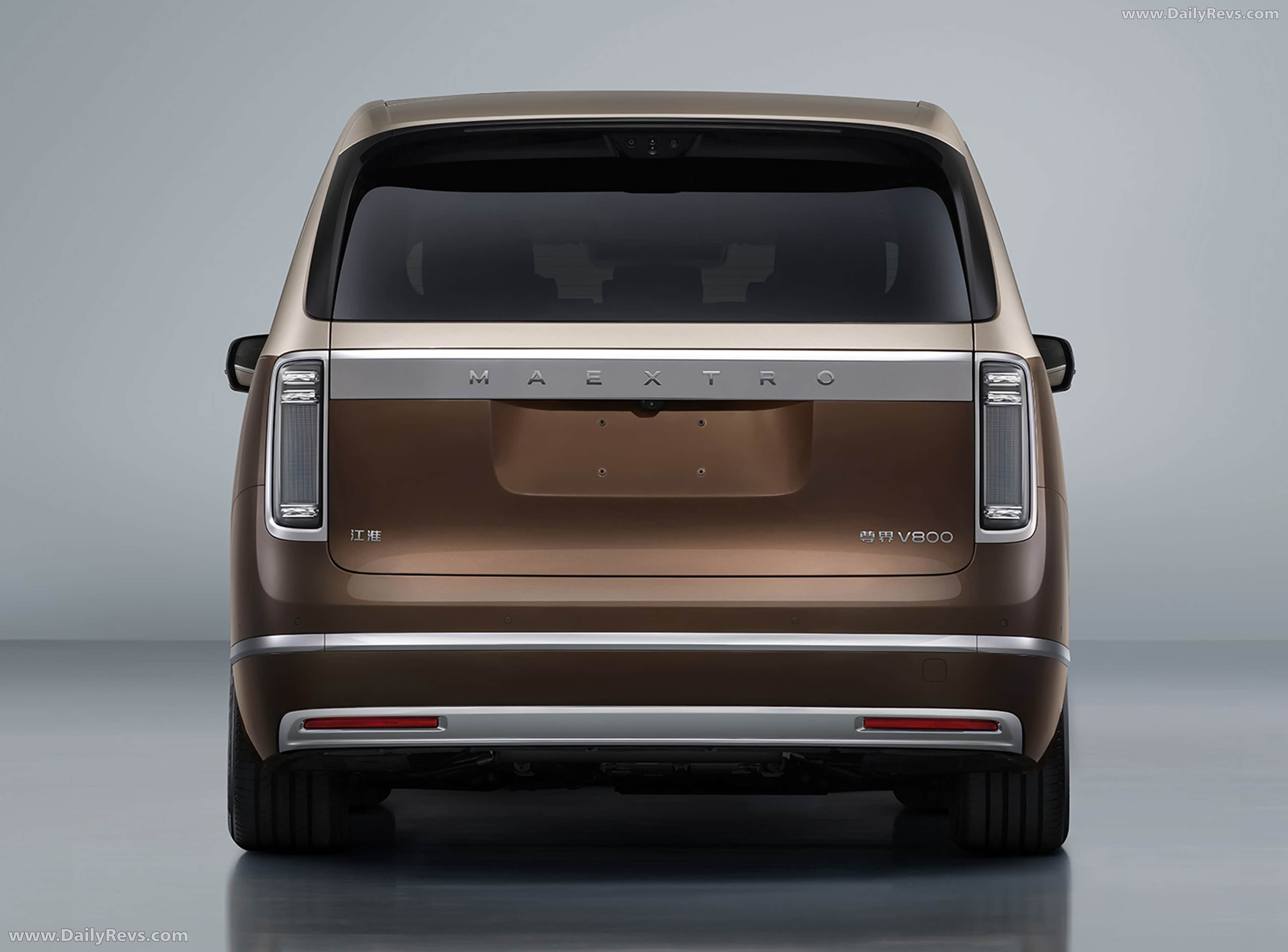2026 Maextro V800 Rear View