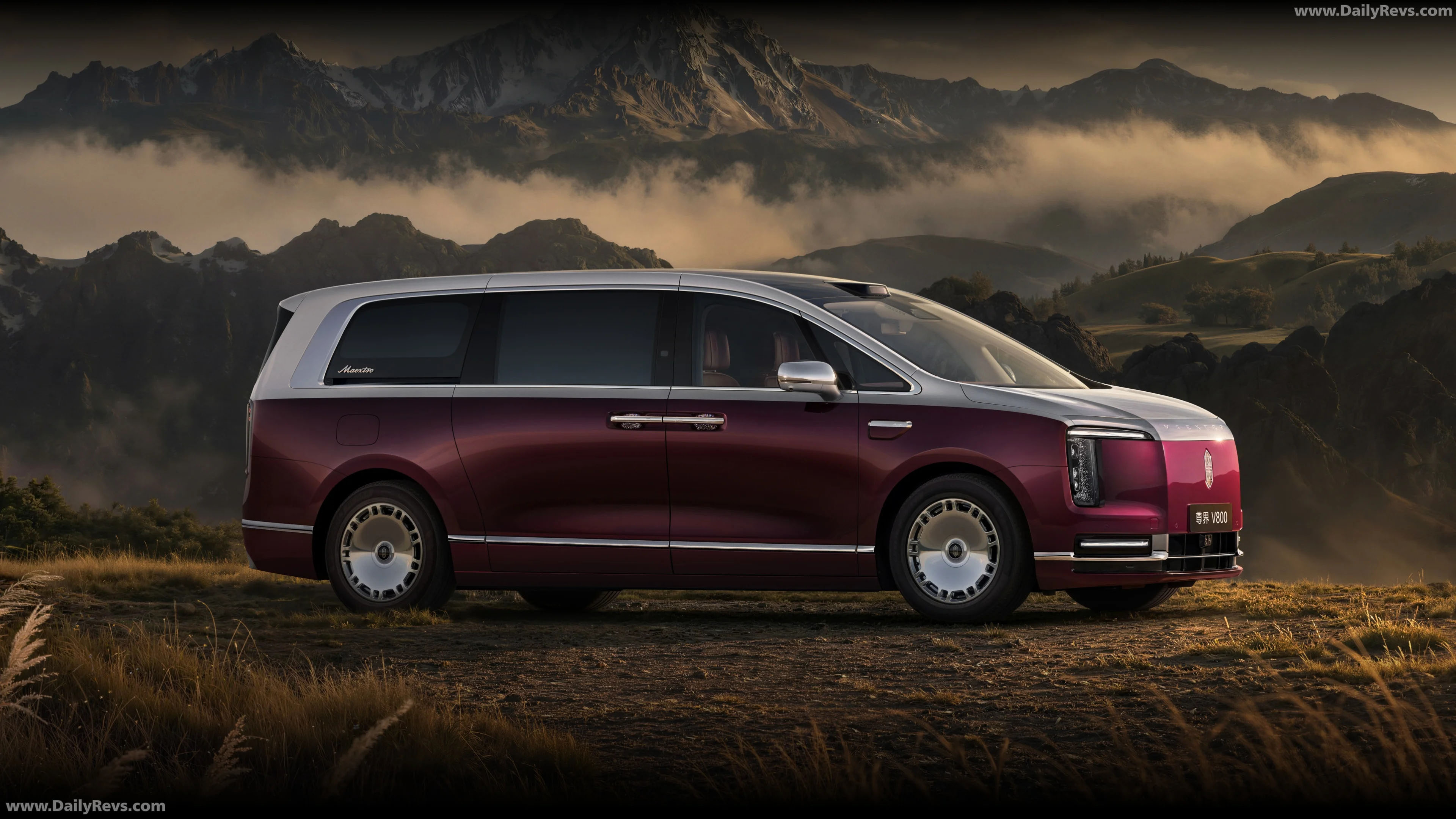 2026 Maextro V800 Side View