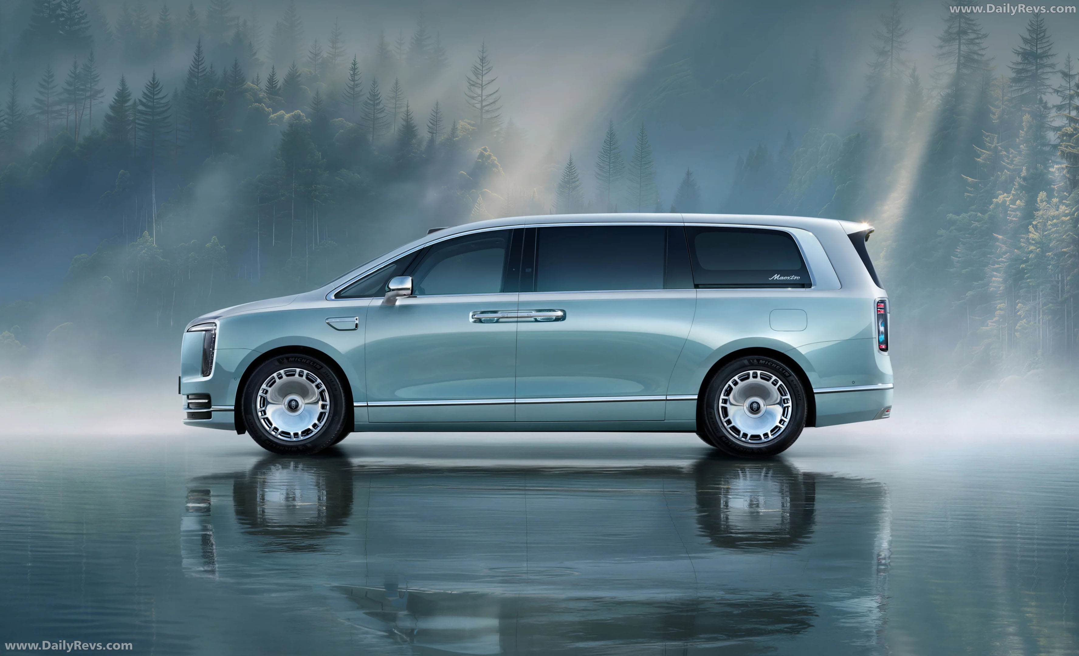 2026 Maextro V800 Side View