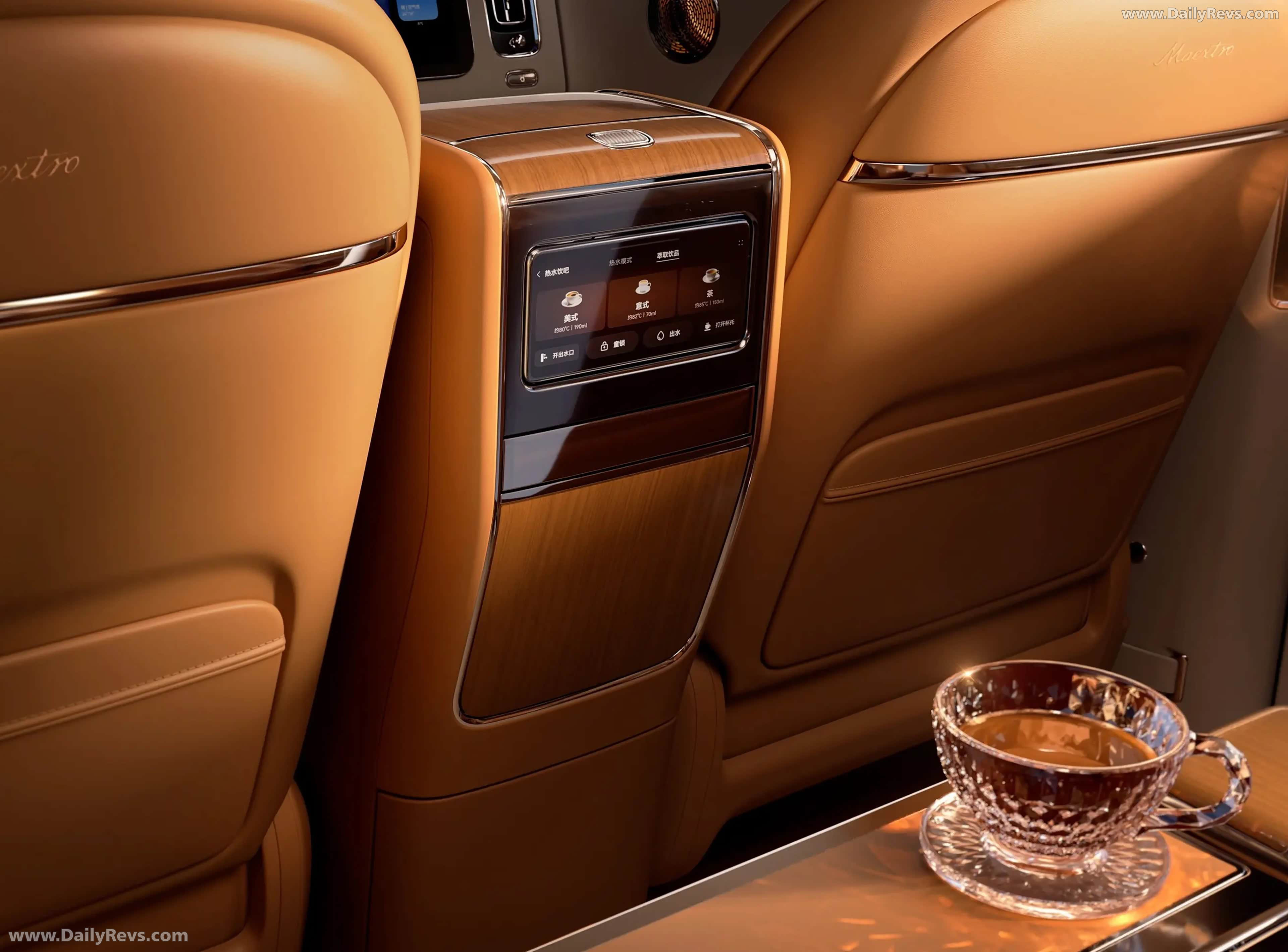 2026 Maextro V800 Interior