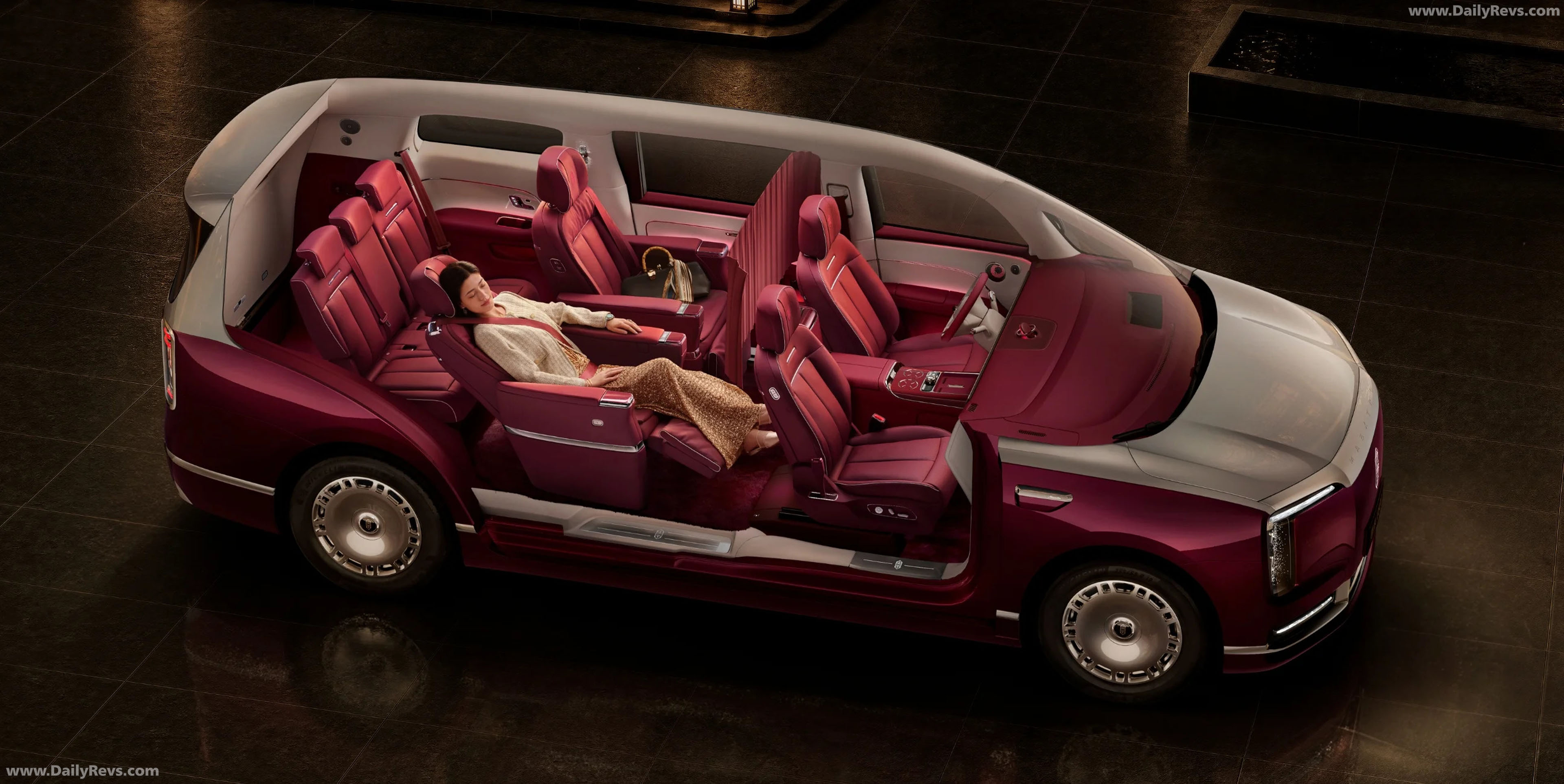 2026 Maextro V800 Interior
